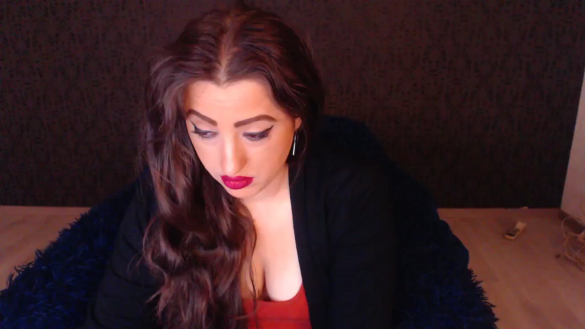 Gallery image thumbnail from HotRebbecca's myfreecams stream on, 12/19/2025, 04:44 image 4 of 20