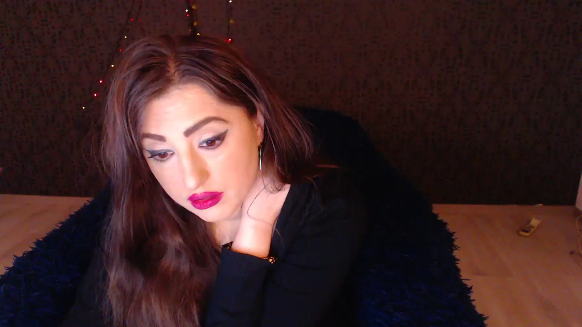 Gallery image thumbnail from HotRebbecca's myfreecams stream on, 12/23/2025, 04:58 image 17 of 20