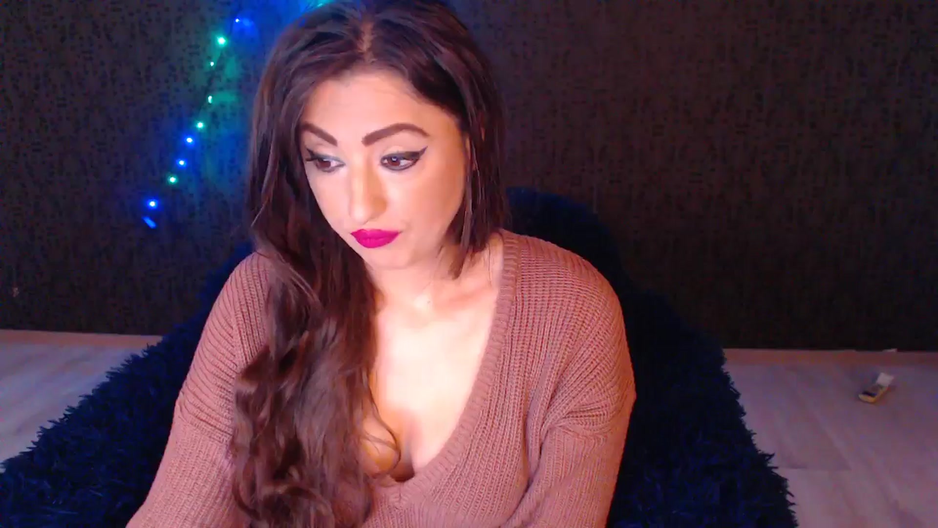 Gallery image thumbnail from HotRebbecca's myfreecams stream on, 12/24/2025, 04:46 image 12 of 20