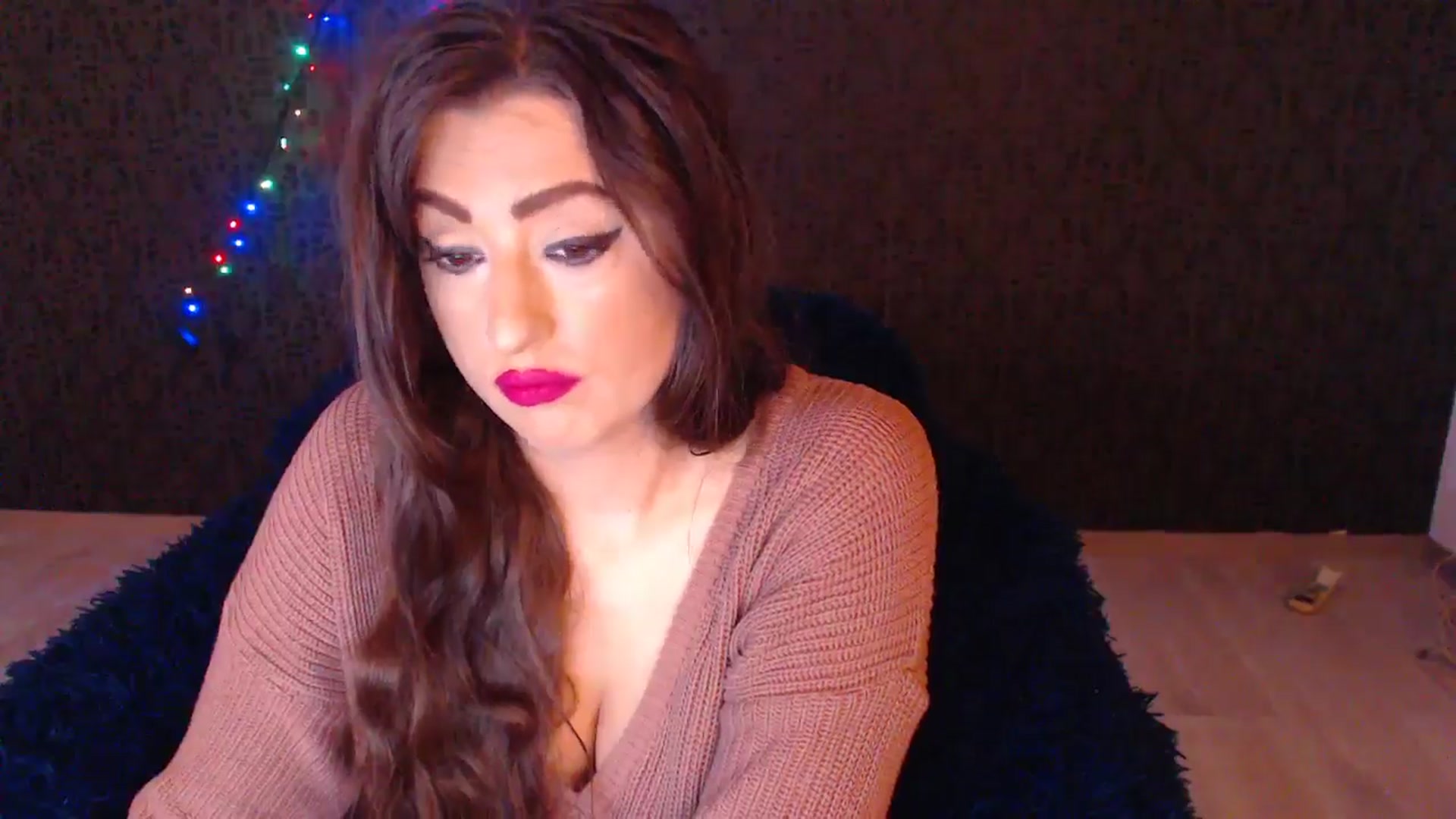 Gallery image thumbnail from HotRebbecca's myfreecams stream on, 12/24/2025, 05:13 image 4 of 20