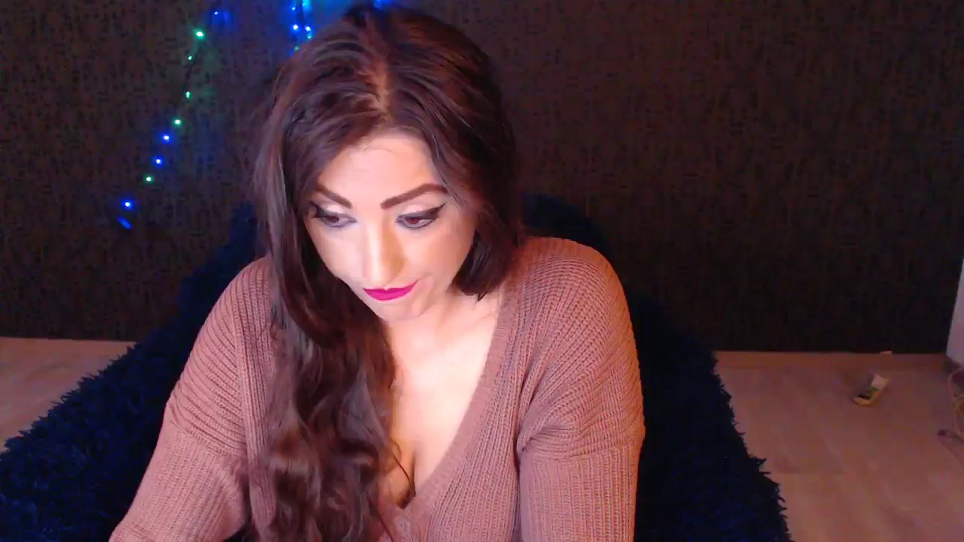 Gallery image thumbnail from HotRebbecca's myfreecams stream on, 12/24/2025, 05:13 image 3 of 20