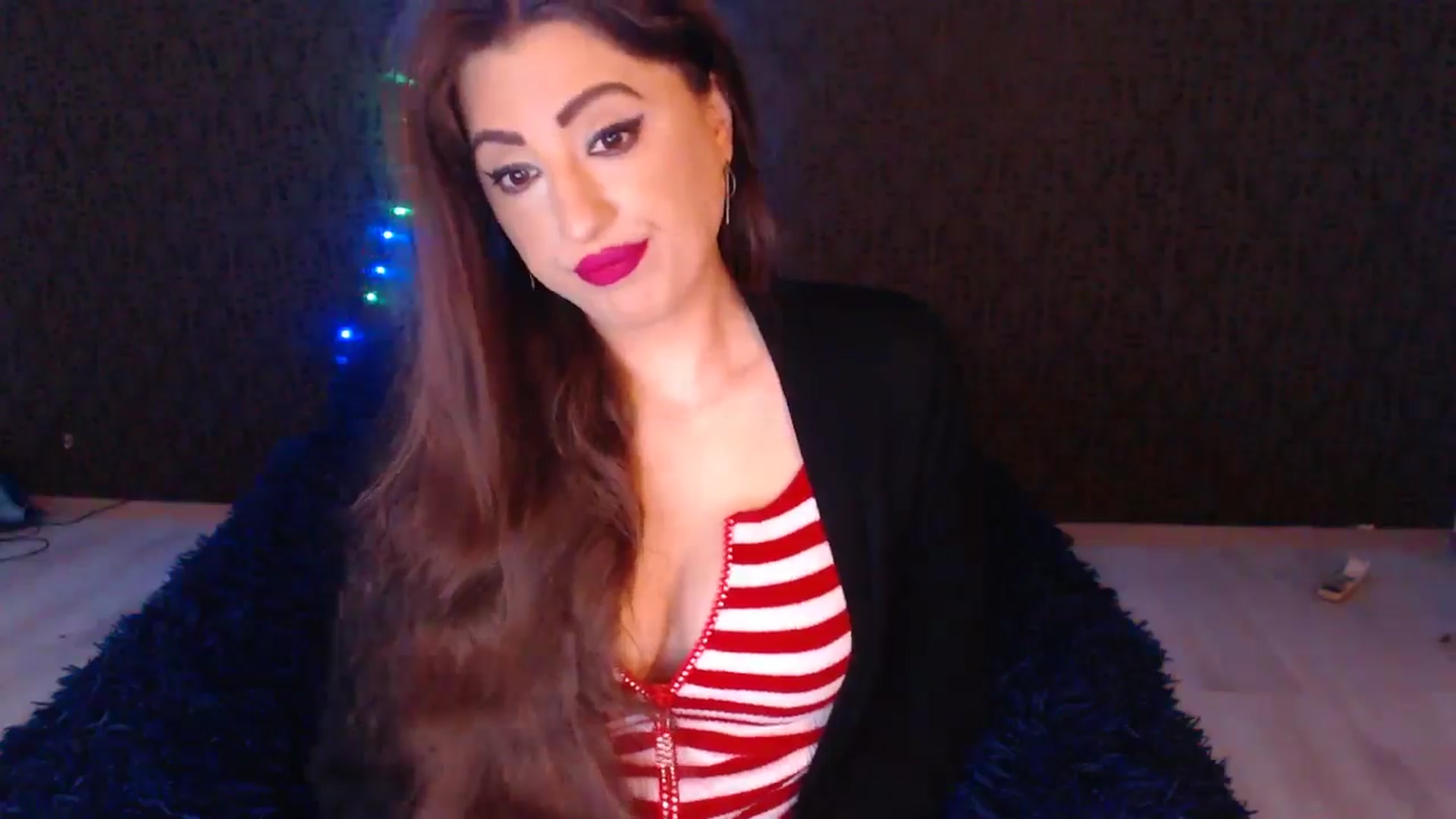 Gallery image thumbnail from HotRebbecca's myfreecams stream on, 12/26/2025, 04:47 image 3 of 20