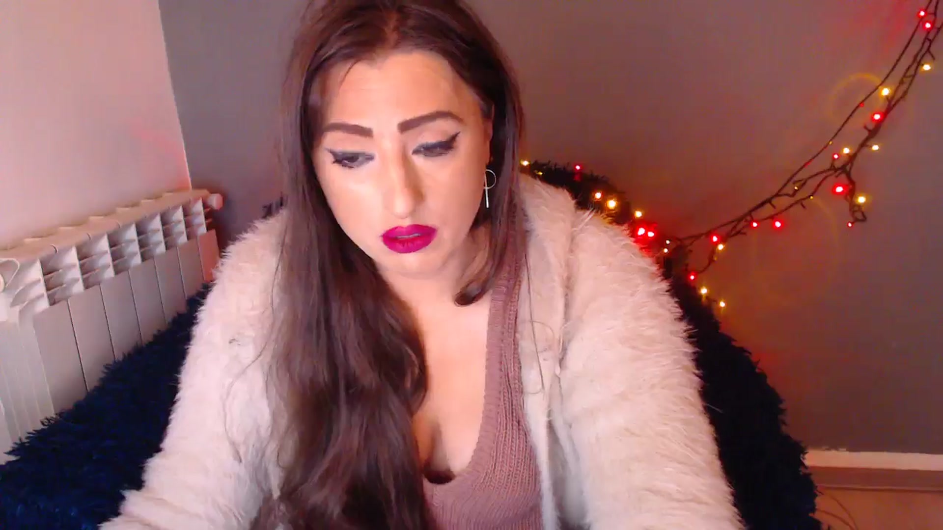 Gallery image thumbnail from HotRebbecca's myfreecams stream on, 12/28/2025, 04:59 image 13 of 20