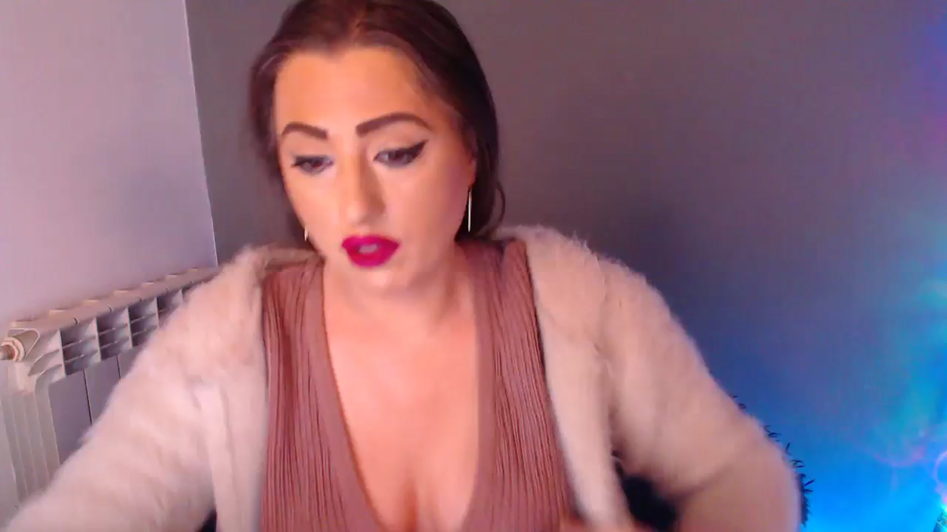 Gallery image thumbnail from HotRebbecca's myfreecams stream on, 12/28/2025, 04:59 image 1 of 20