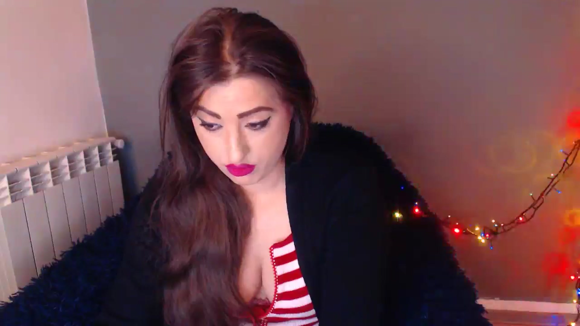 Gallery image thumbnail from HotRebbecca's myfreecams stream on, 12/29/2025, 04:53 image 14 of 20