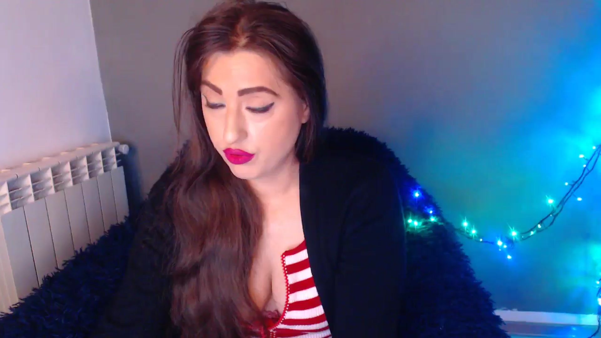 Gallery image thumbnail from HotRebbecca's myfreecams stream on, 12/29/2025, 04:53 image 13 of 20