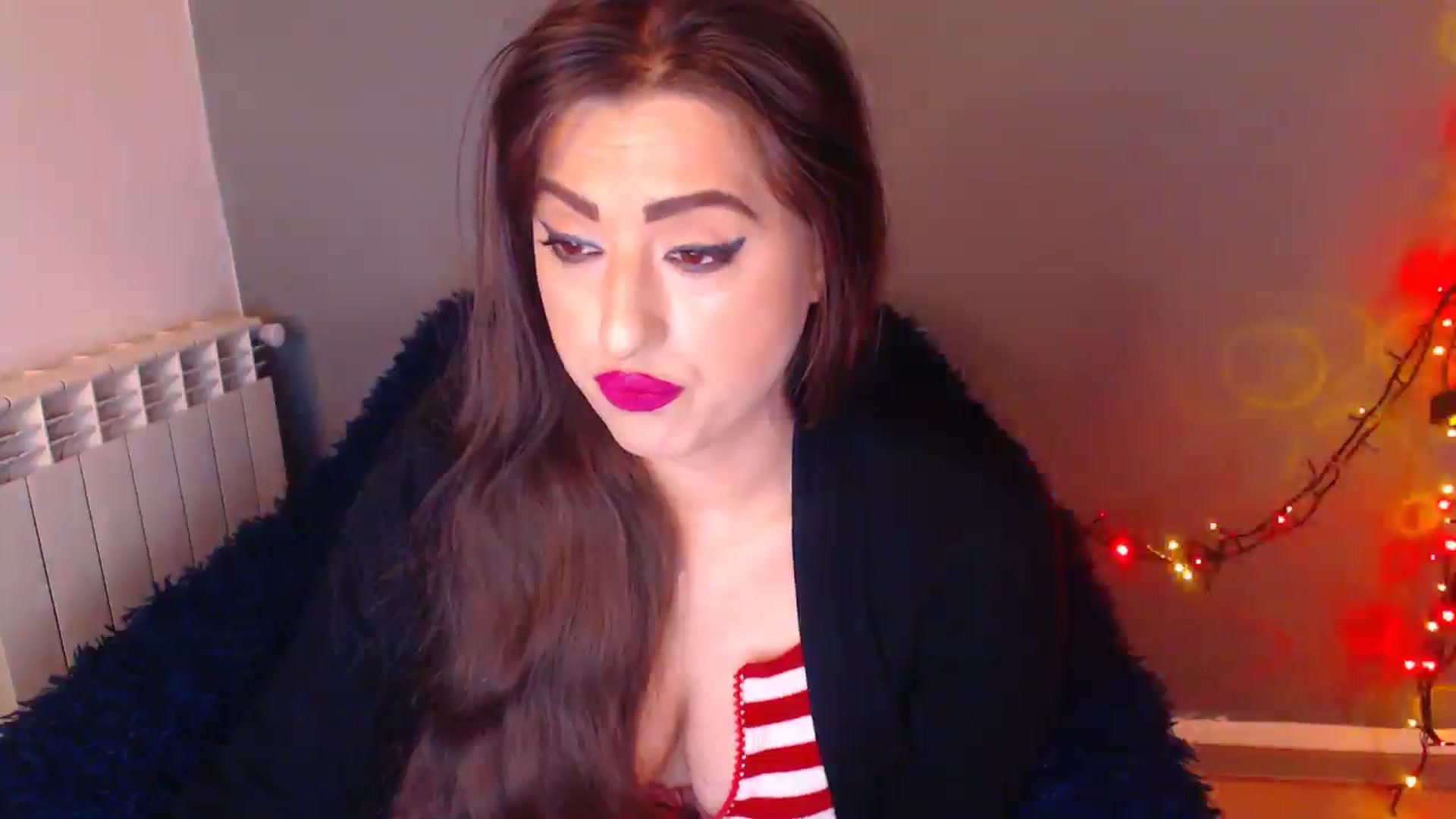 Gallery image thumbnail from HotRebbecca's myfreecams stream on, 12/29/2025, 04:53 image 16 of 20