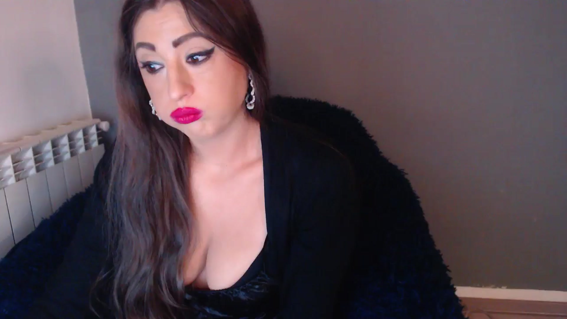 Gallery image thumbnail from HotRebbecca's myfreecams stream on, 02/11/2026, 04:40 image 2 of 20