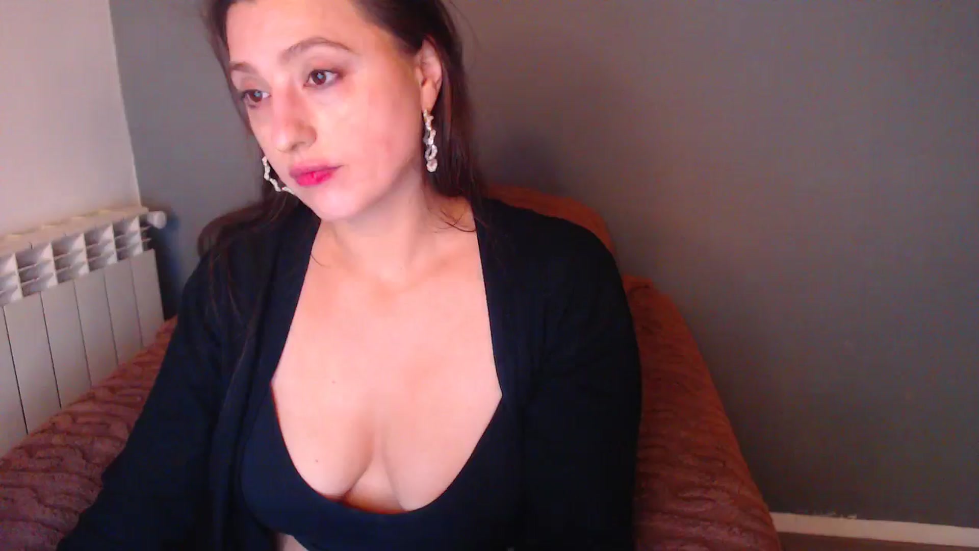 Gallery image thumbnail from HotRebbecca's myfreecams stream on, 03/03/2026, 02:09 image 17 of 20