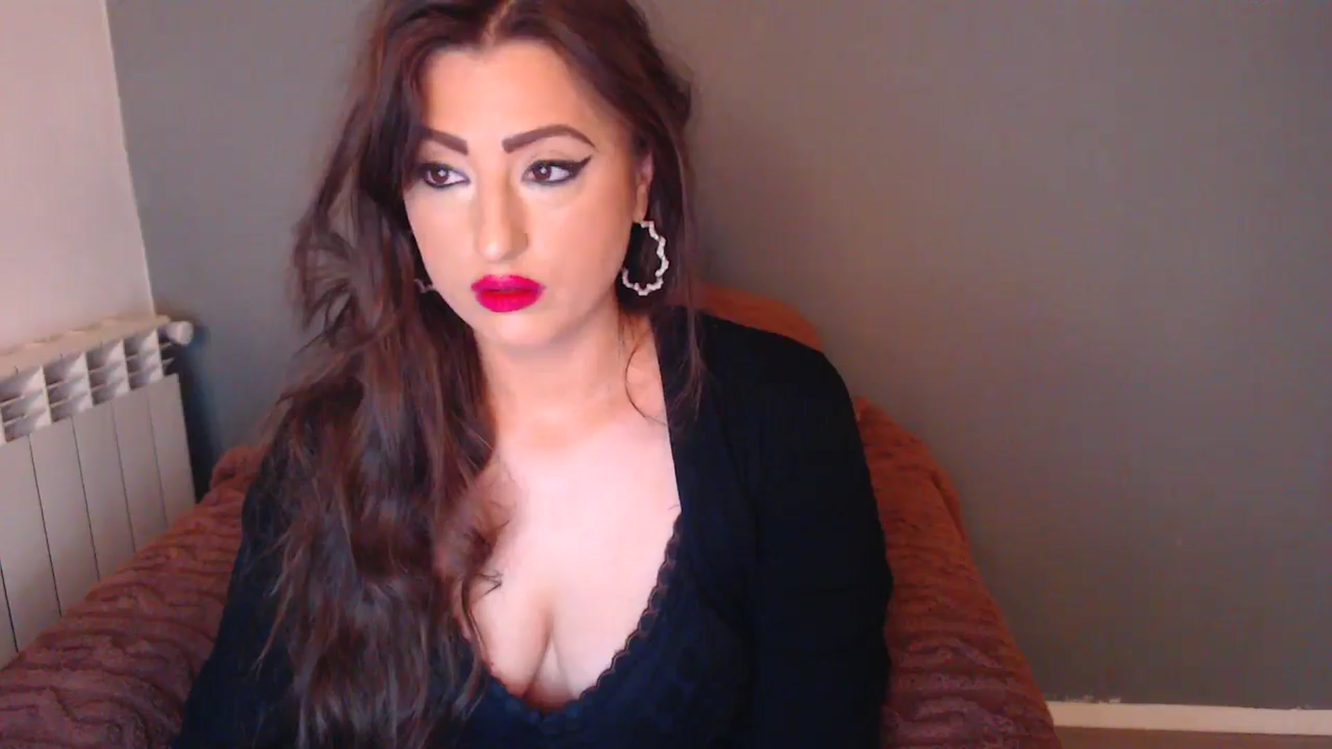 Gallery image thumbnail from HotRebbecca's myfreecams stream on, 03/17/2026, 24:03 image 17 of 20