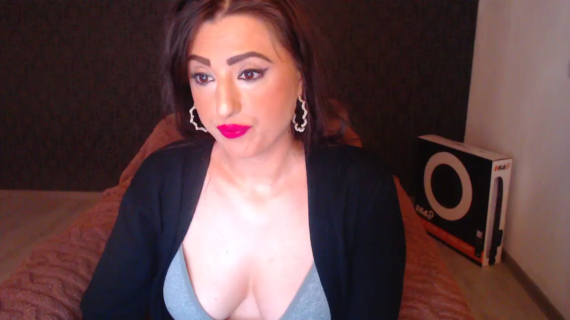 Gallery image thumbnail from HotRebbecca's myfreecams stream on, 03/22/2026, 01:12 image 14 of 20