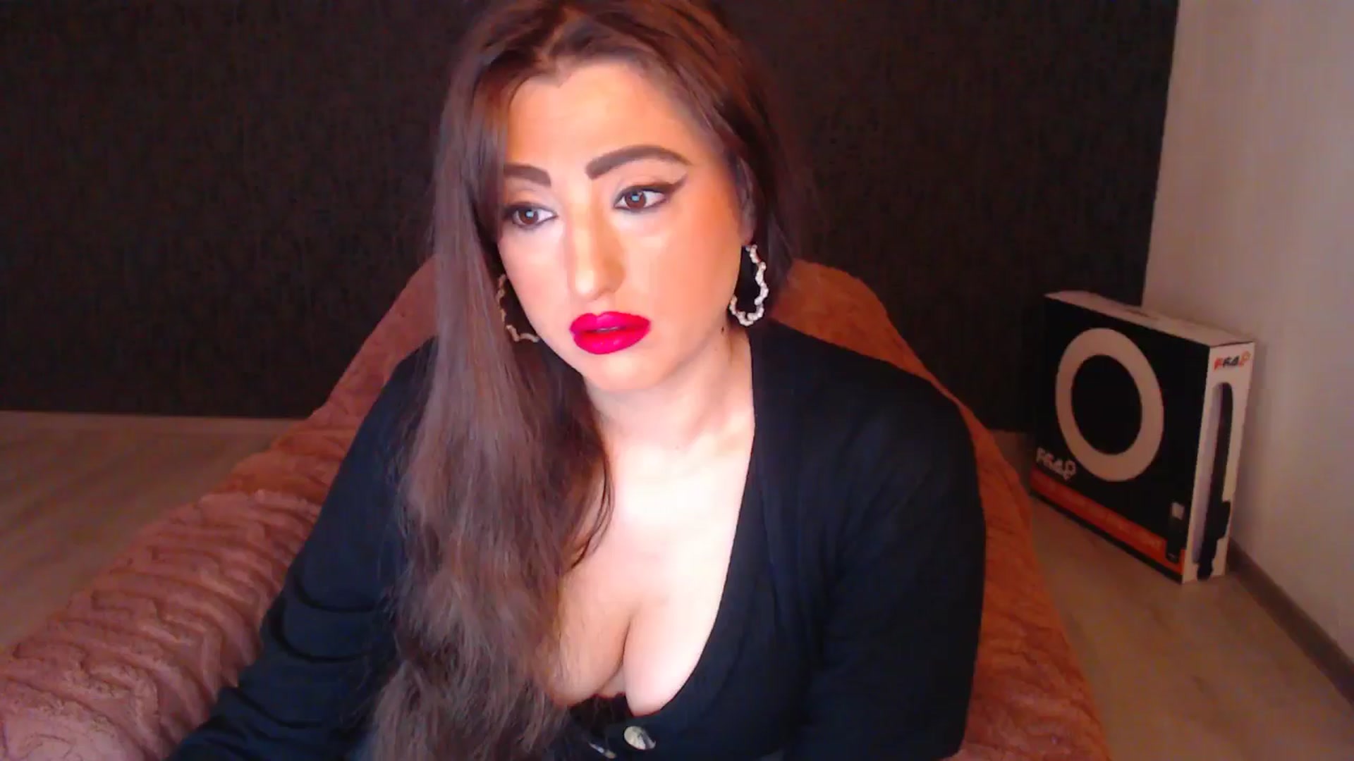 Gallery image thumbnail from HotRebbecca's myfreecams stream on, 03/24/2026, 03:18 image 9 of 20