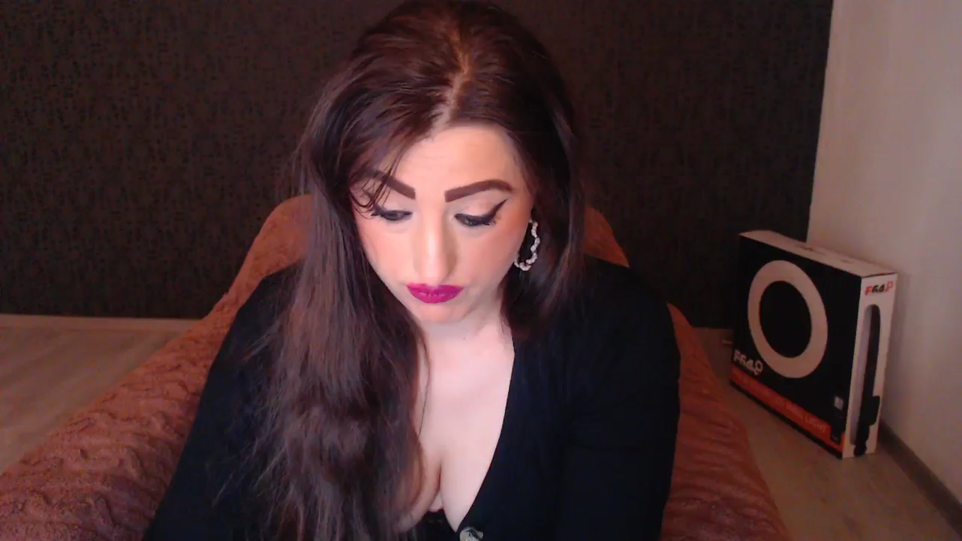 Gallery image thumbnail from HotRebbecca's myfreecams stream on, 04/04/2026, 01:34 image 14 of 20