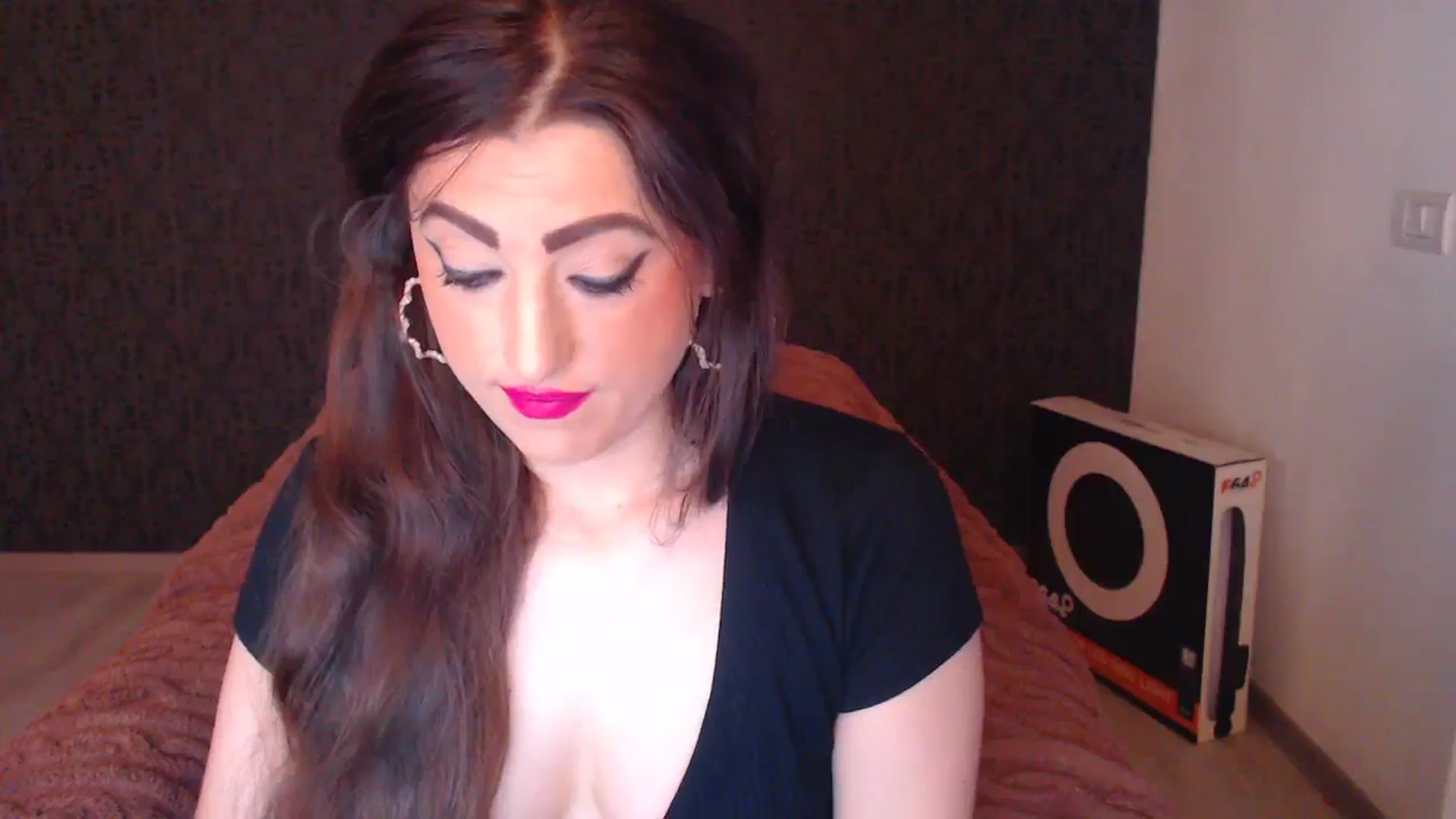 Gallery image thumbnail from HotRebbecca's myfreecams stream on, 04/06/2026, 03:35 image 8 of 20