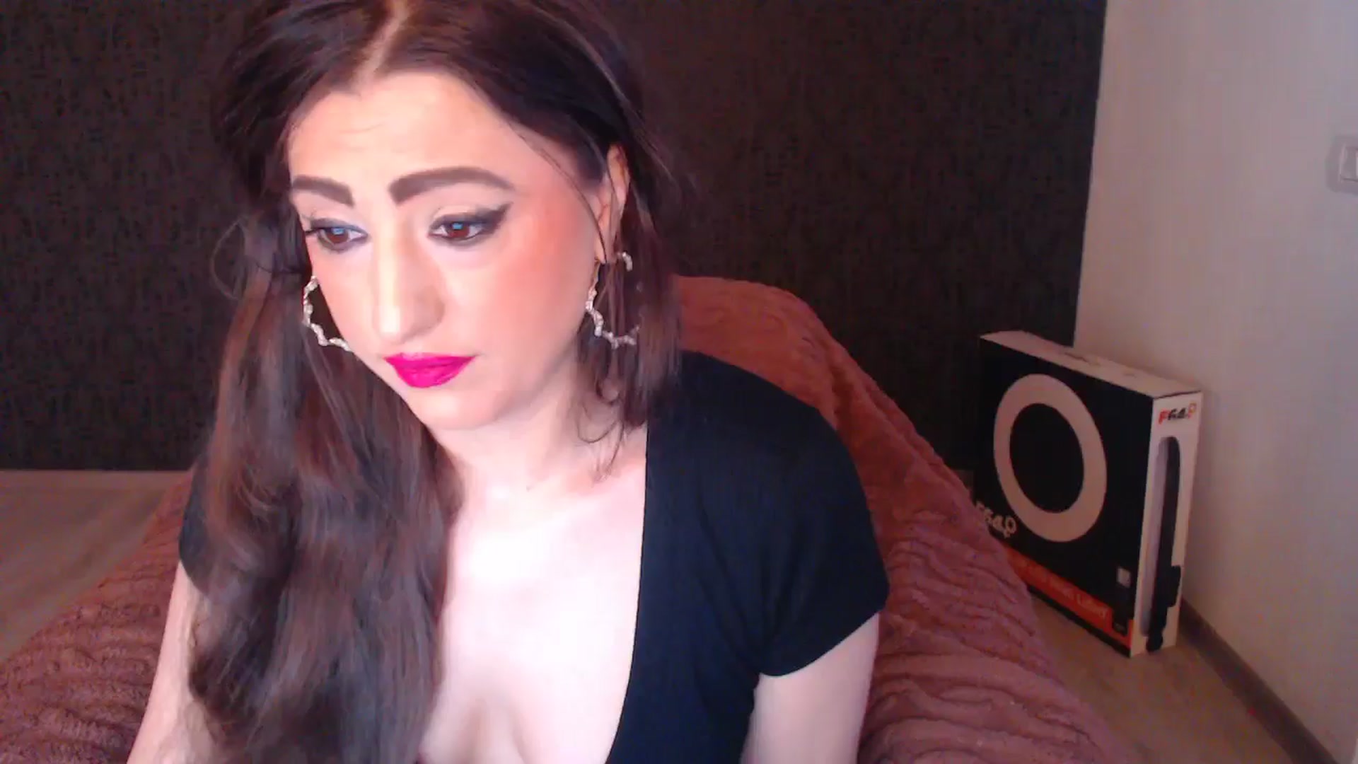 Gallery image thumbnail from HotRebbecca's myfreecams stream on, 04/06/2026, 03:35 image 17 of 20