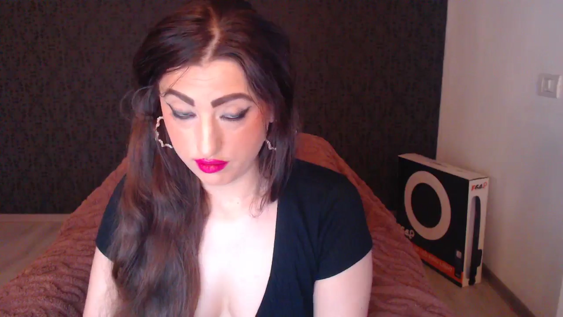 Gallery image thumbnail from HotRebbecca's myfreecams stream on, 04/06/2026, 03:35 image 12 of 20