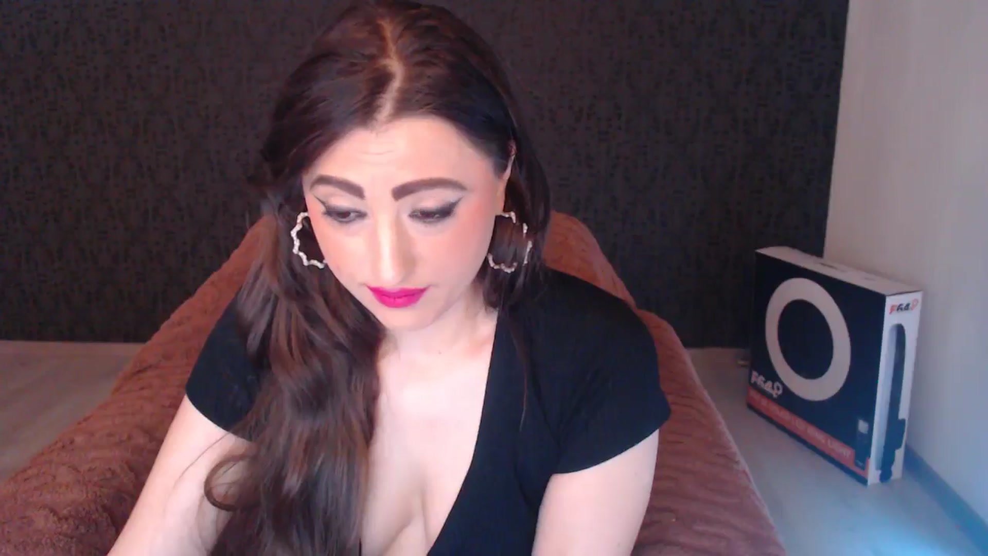 Gallery image thumbnail from HotRebbecca's myfreecams stream on, 04/06/2026, 05:10 image 6 of 20