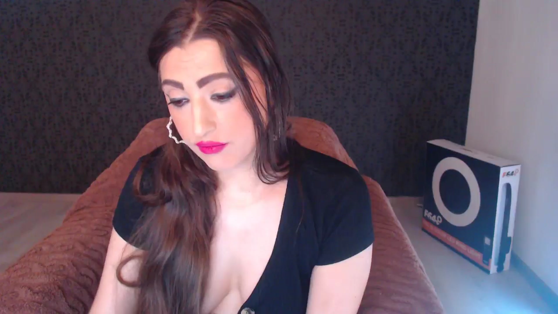 Gallery image thumbnail from HotRebbecca's myfreecams stream on, 04/06/2026, 05:10 image 18 of 20