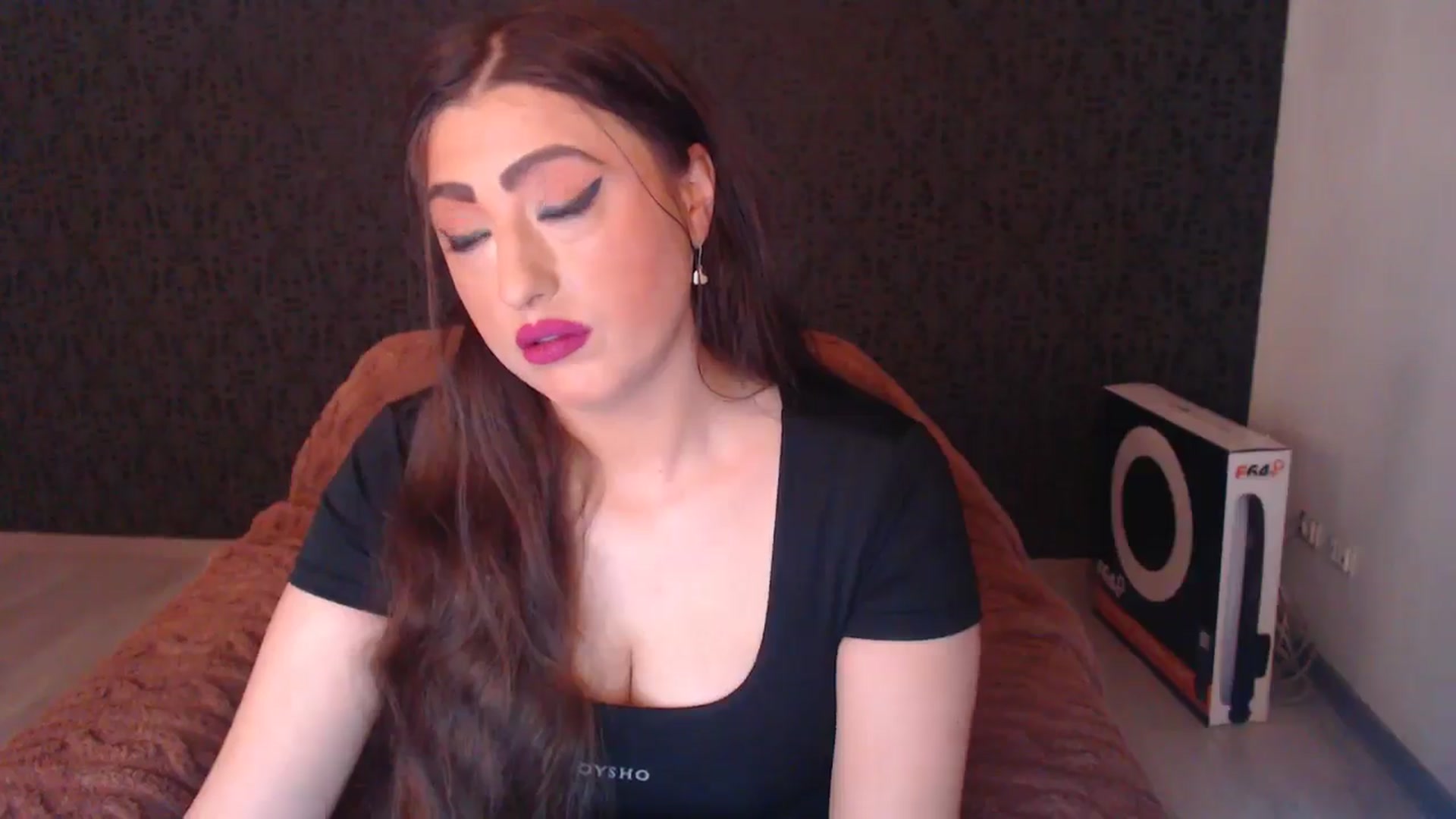 Gallery image thumbnail from HotRebbecca's myfreecams stream on, 04/20/2026, 05:01 image 12 of 20