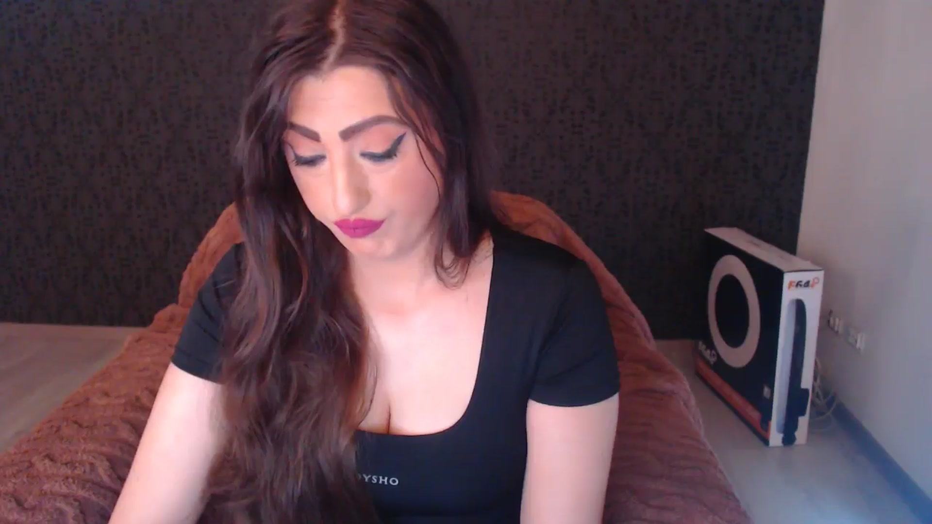 Gallery image thumbnail from HotRebbecca's myfreecams stream on, 04/20/2026, 05:01 image 16 of 20