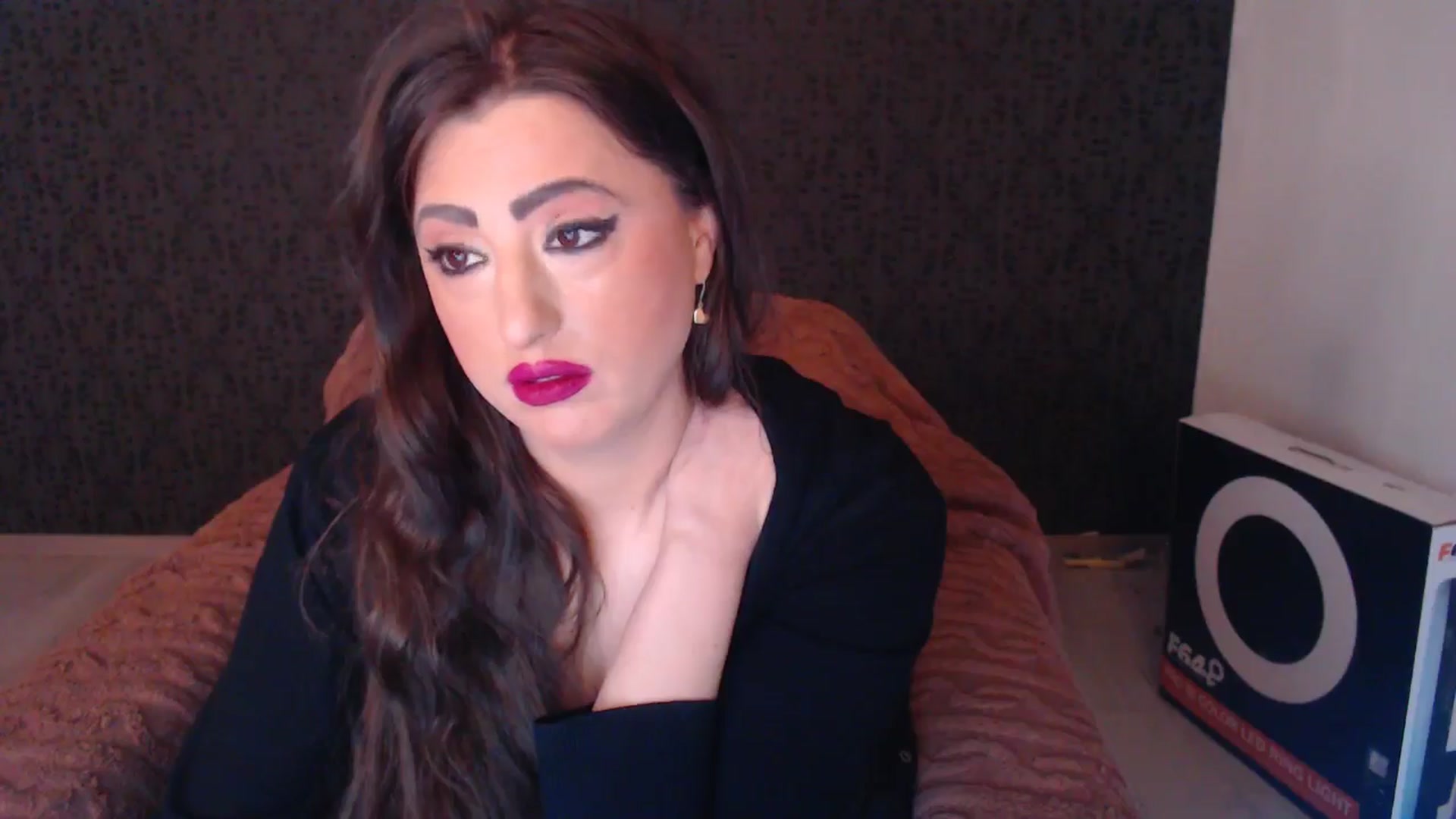 Gallery image thumbnail from HotRebbecca's myfreecams stream on, 04/27/2026, 04:06 image 15 of 20