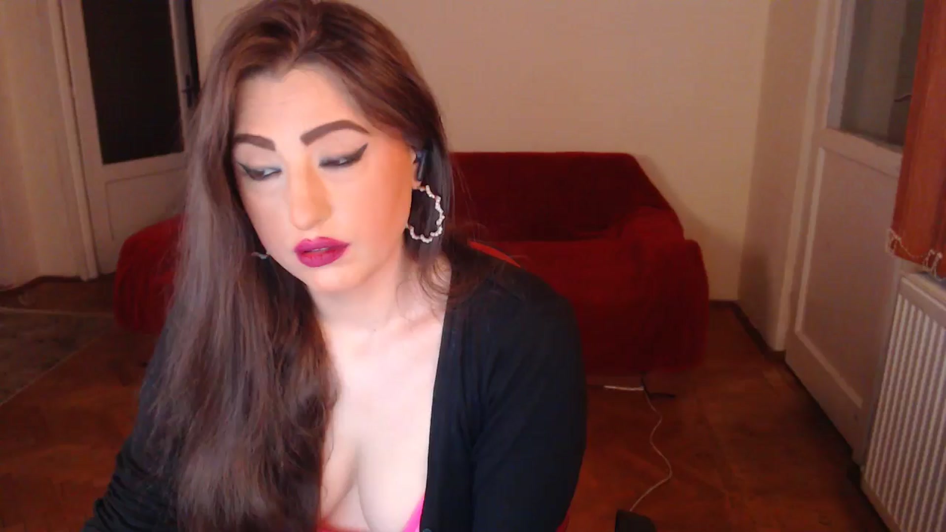 Gallery image thumbnail from HotRebbecca's myfreecams stream on, 05/11/2026, 24:33 image 3 of 20