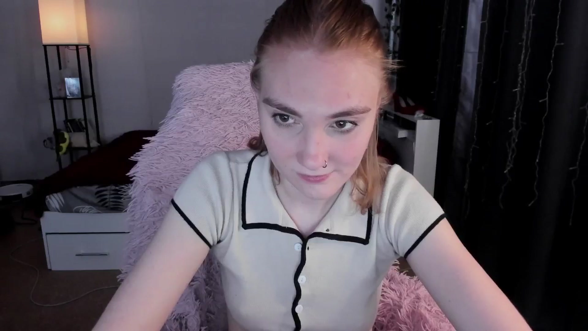 Gallery image thumbnail from HotRedPipper's myfreecams stream on, 11/24/2025, 08:58 image 16 of 20