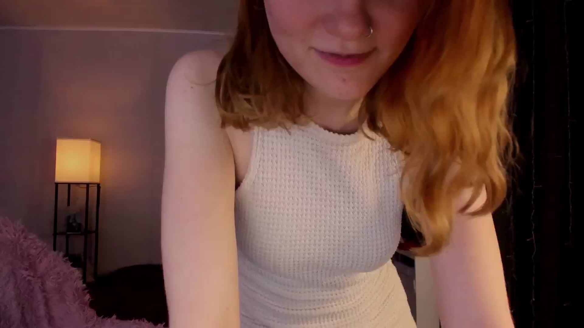 Gallery image thumbnail from HotRedPipper's myfreecams stream on, 11/27/2025, 08:32 image 10 of 20