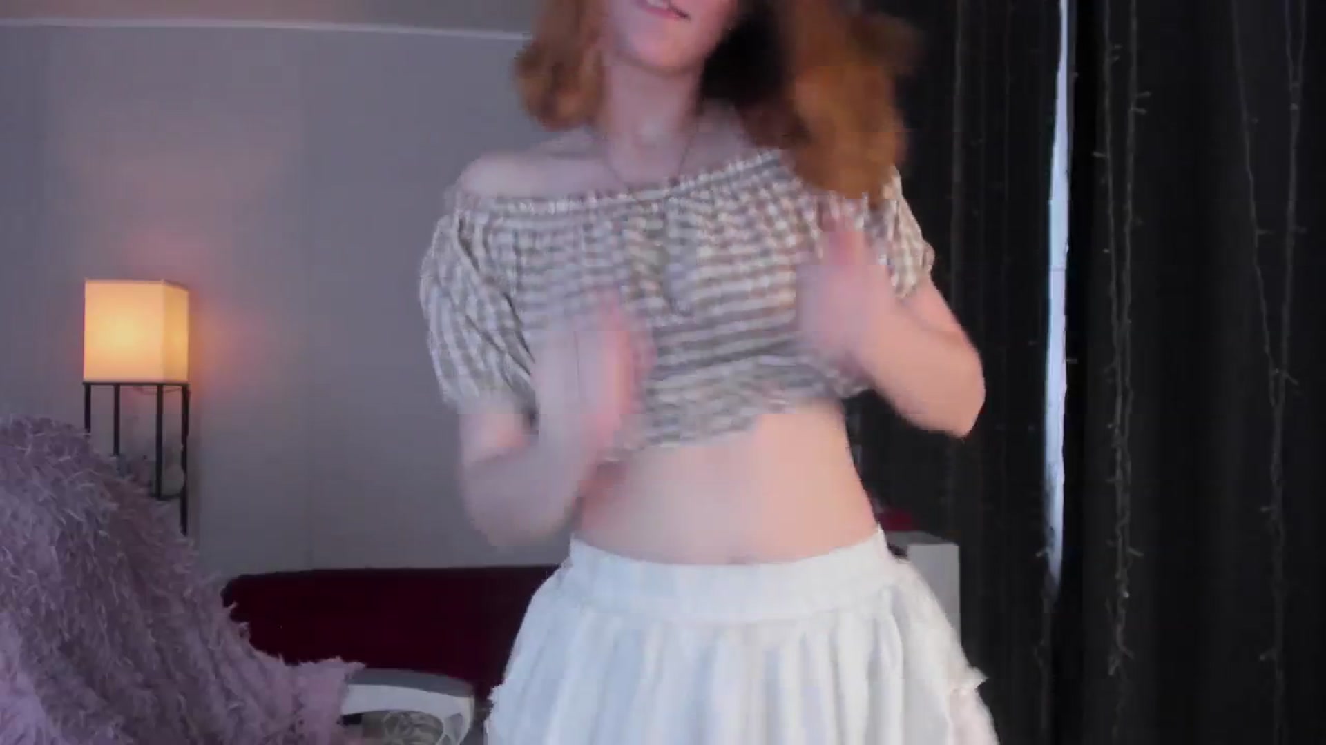 Gallery image thumbnail from HotRedPipper's myfreecams stream on, 12/03/2025, 10:03 image 11 of 20