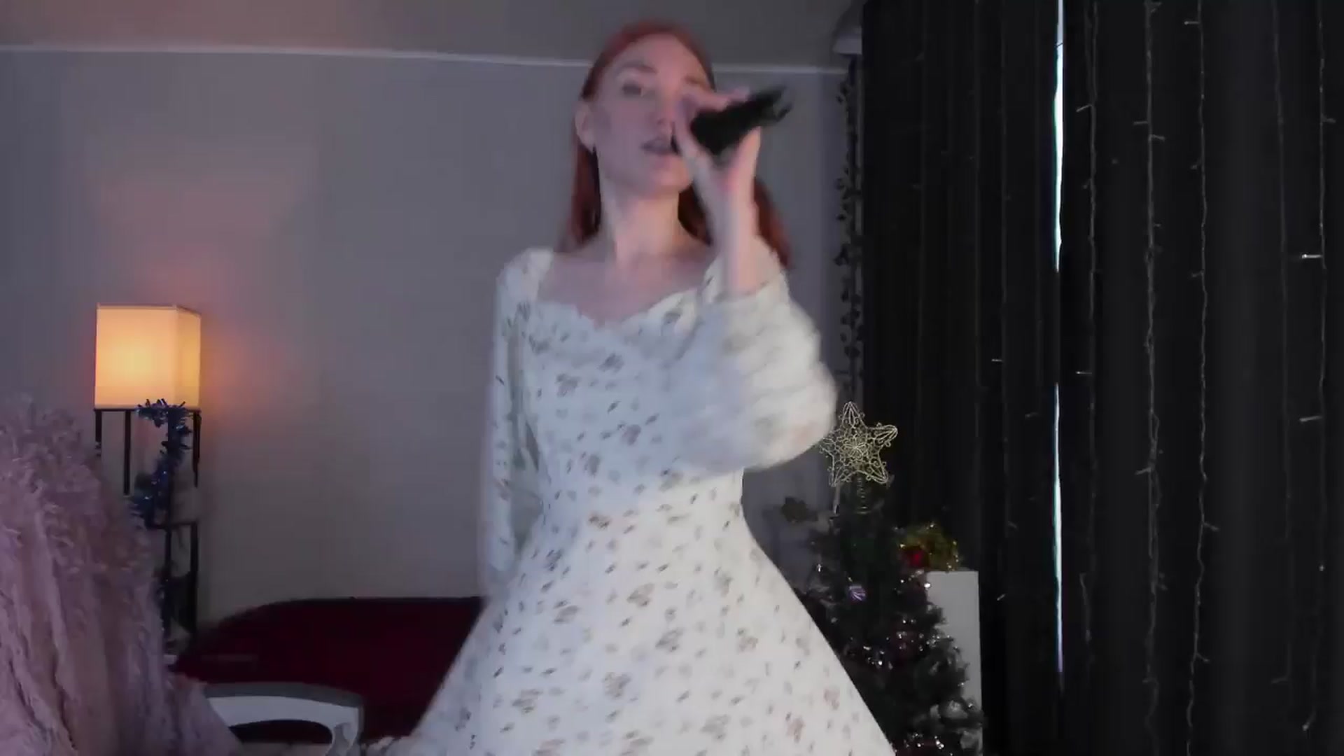 Gallery image thumbnail from HotRedPipper's myfreecams stream on, 12/22/2025, 09:32 image 14 of 20