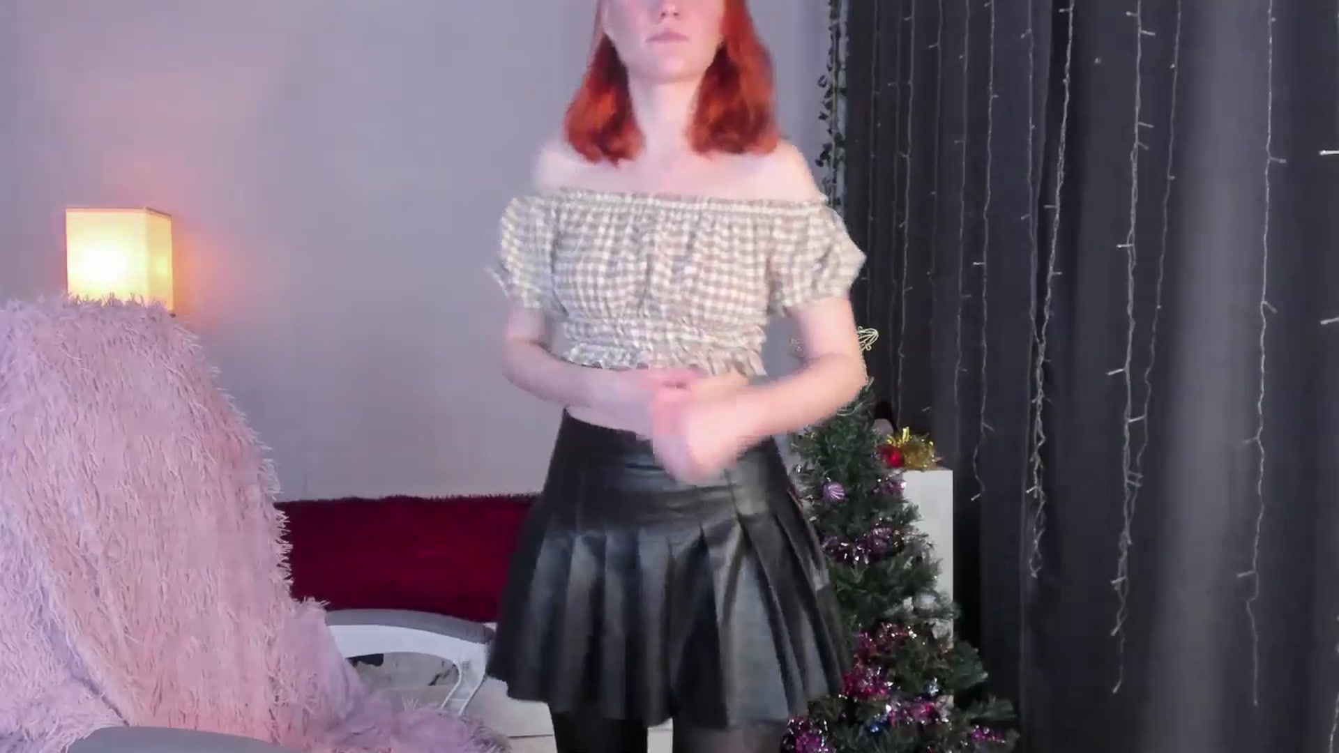 Gallery image thumbnail from HotRedPipper's myfreecams stream on, 12/24/2025, 09:41 image 15 of 20