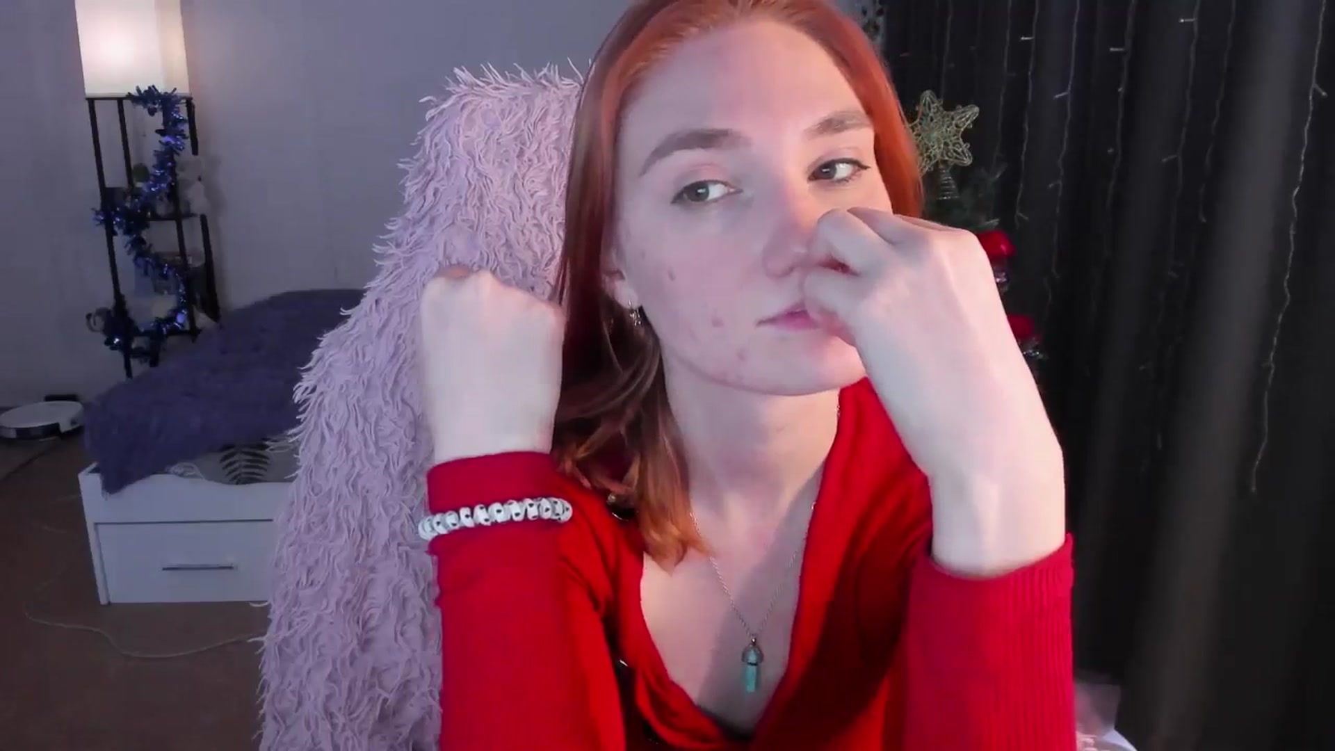 Gallery image thumbnail from HotRedPipper's myfreecams stream on, 12/30/2025, 09:41 image 16 of 20