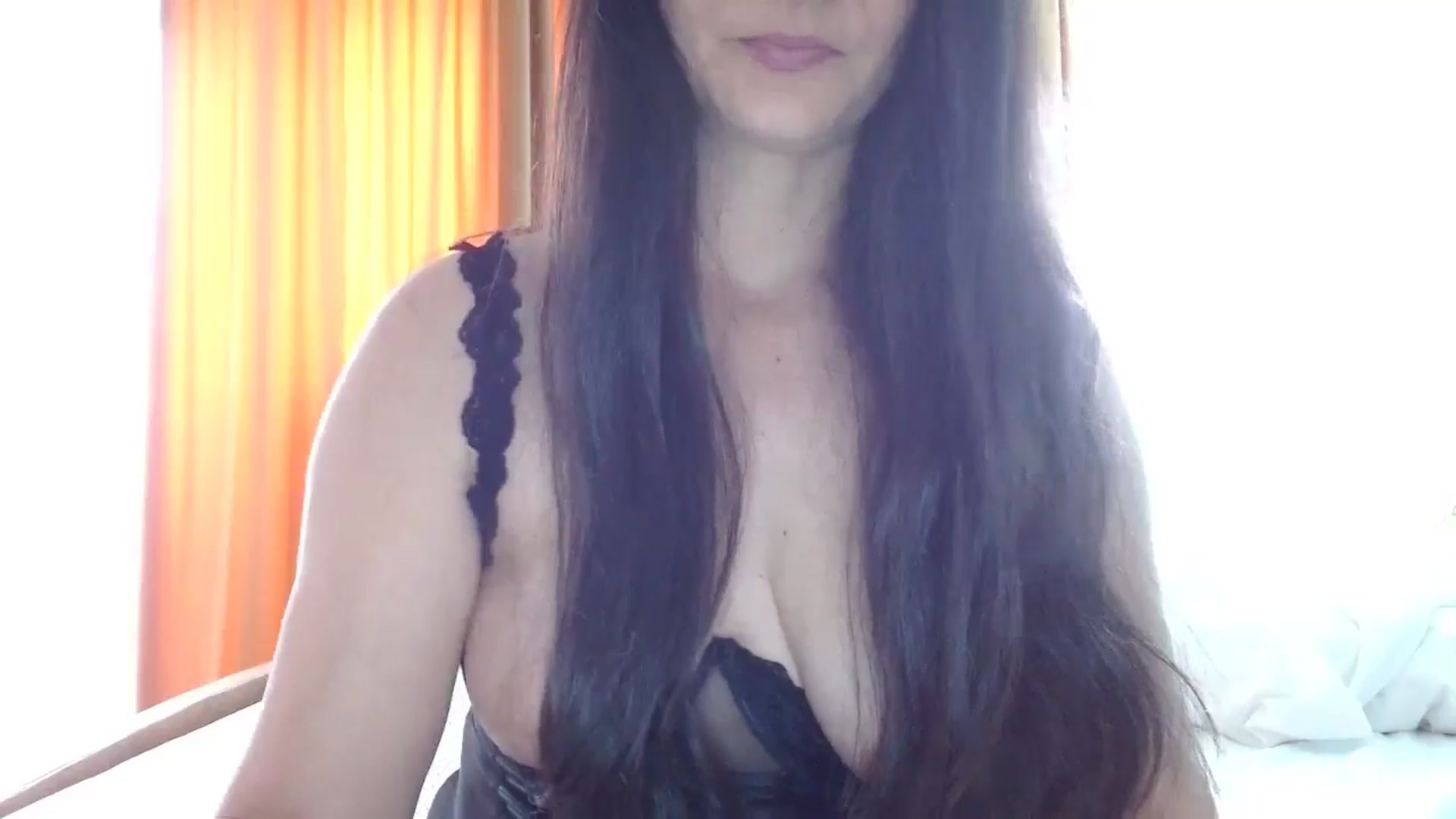 Gallery image thumbnail from HotSlit's myfreecams stream on, 12/21/2024, 11:56 image 9 of 20