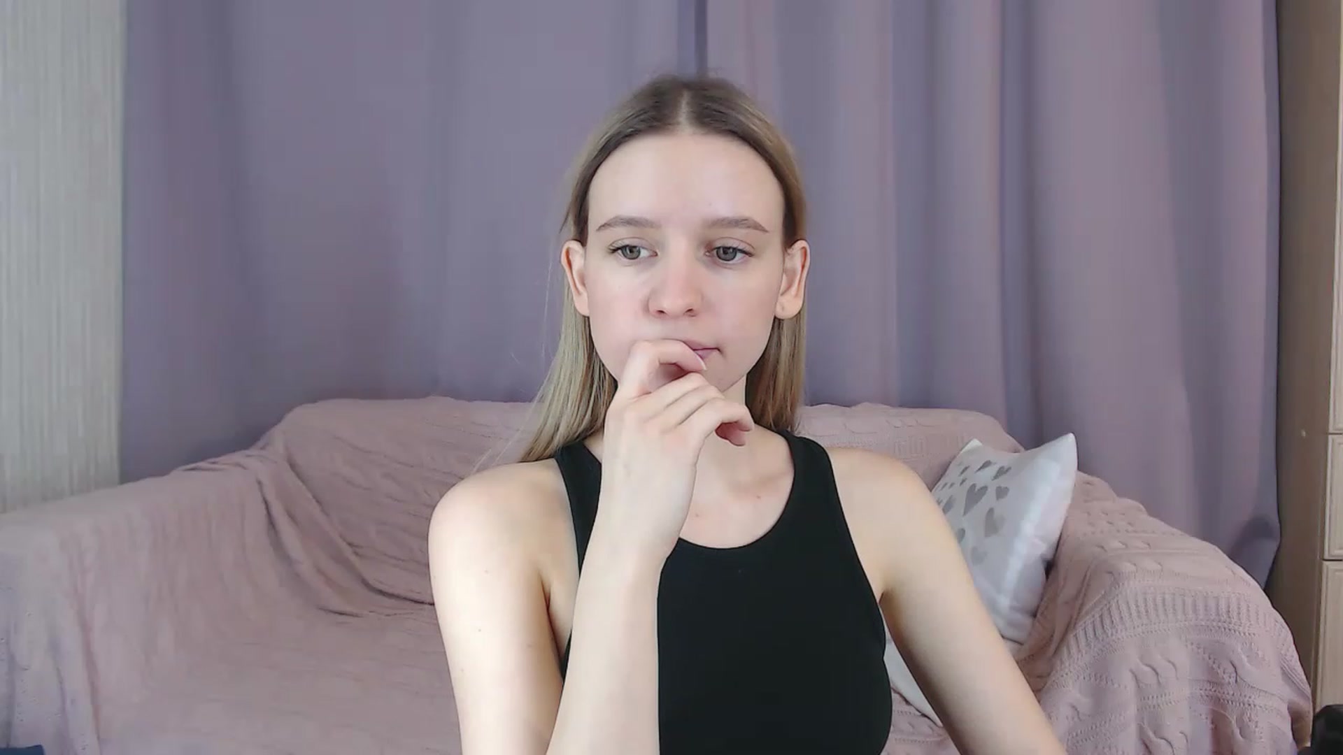 Gallery image thumbnail from HotSwJenna's myfreecams stream on, 11/18/2022, 05:20 image 7 of 20