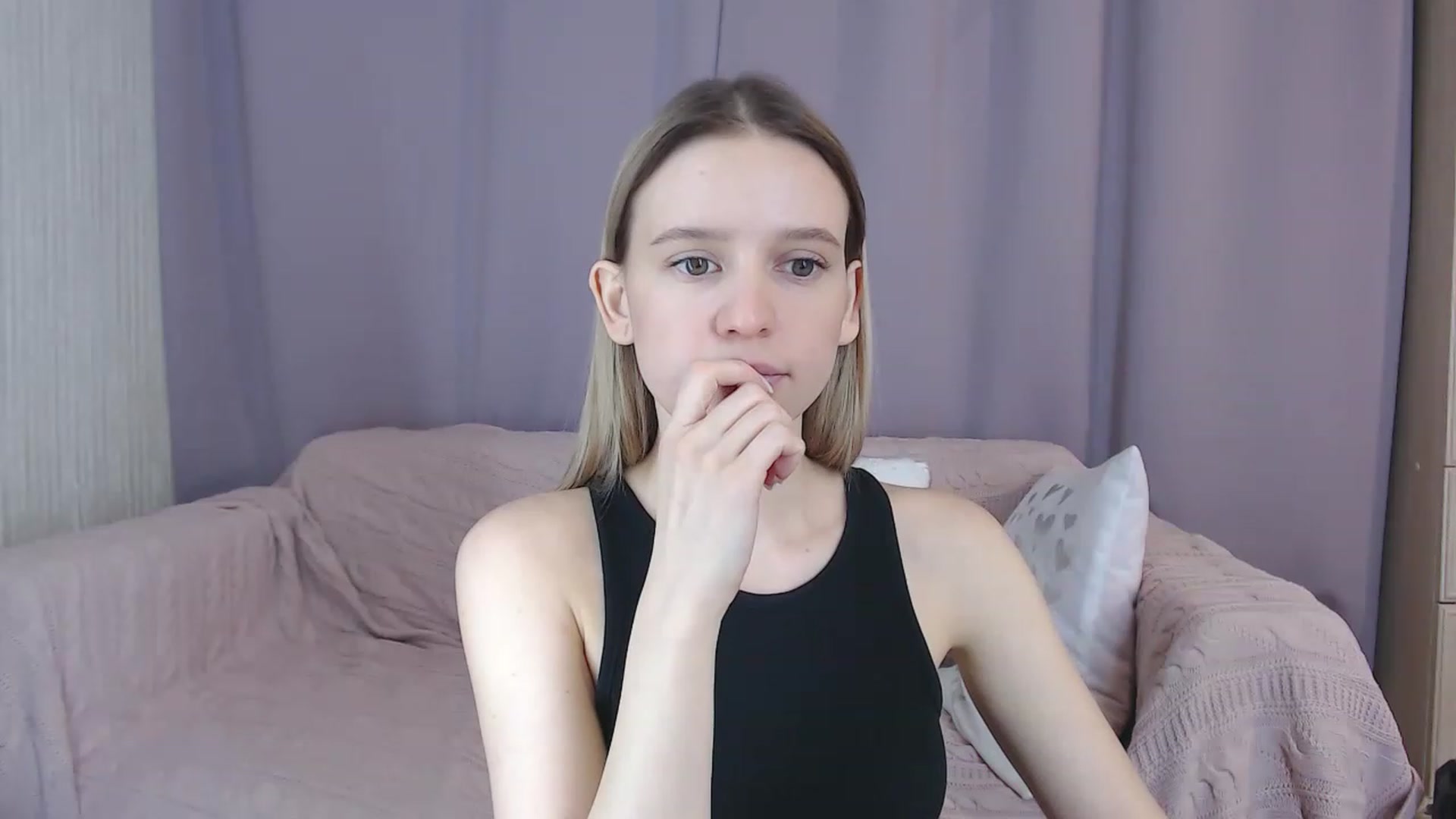 Gallery image thumbnail from HotSwJenna's myfreecams stream on, 11/23/2022, 07:22 image 14 of 20