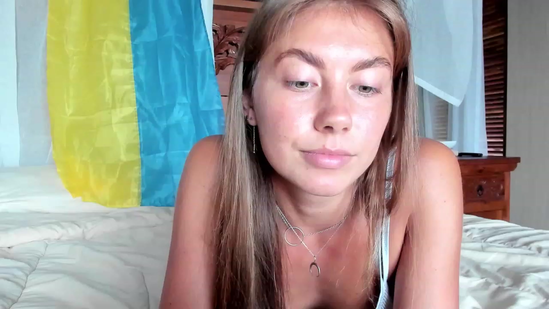 Gallery image thumbnail from HotUAJasNews's myfreecams stream on, 11/18/2022, 24:55 image 4 of 20