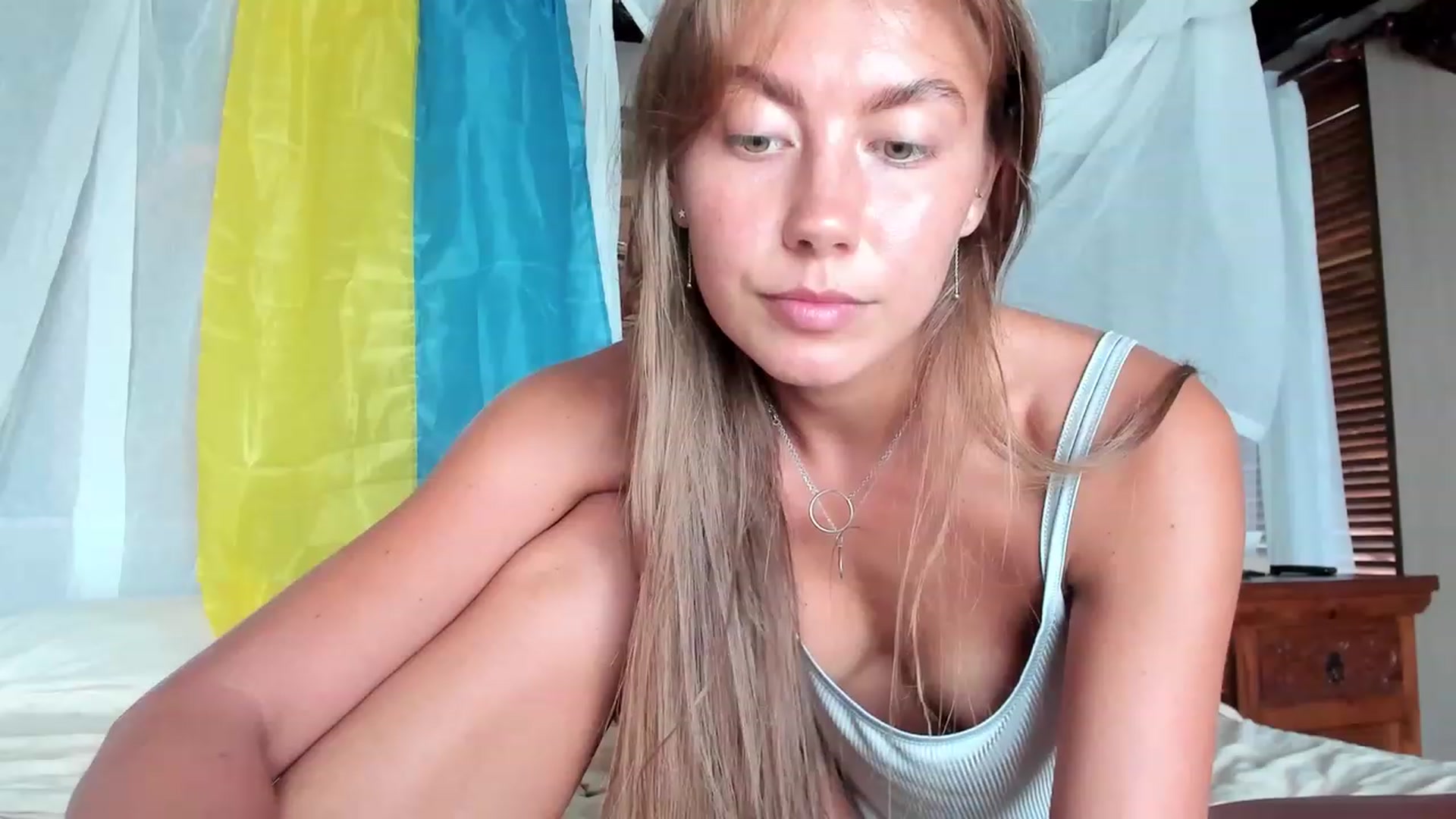 Gallery image thumbnail from HotUAJasNews's myfreecams stream on, 11/18/2022, 02:44 image 11 of 20