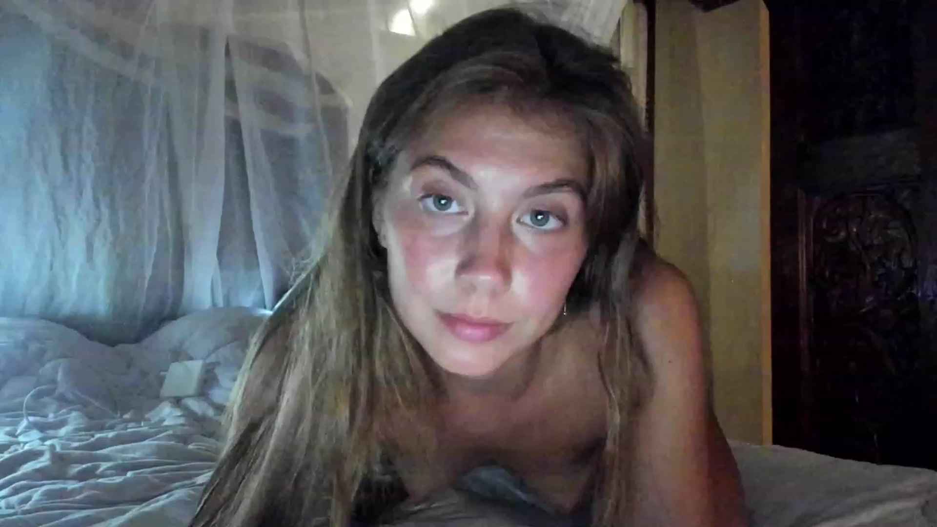 Gallery image thumbnail from HotUAJasNews's myfreecams stream on, 11/22/2022, 12:53 image 19 of 20