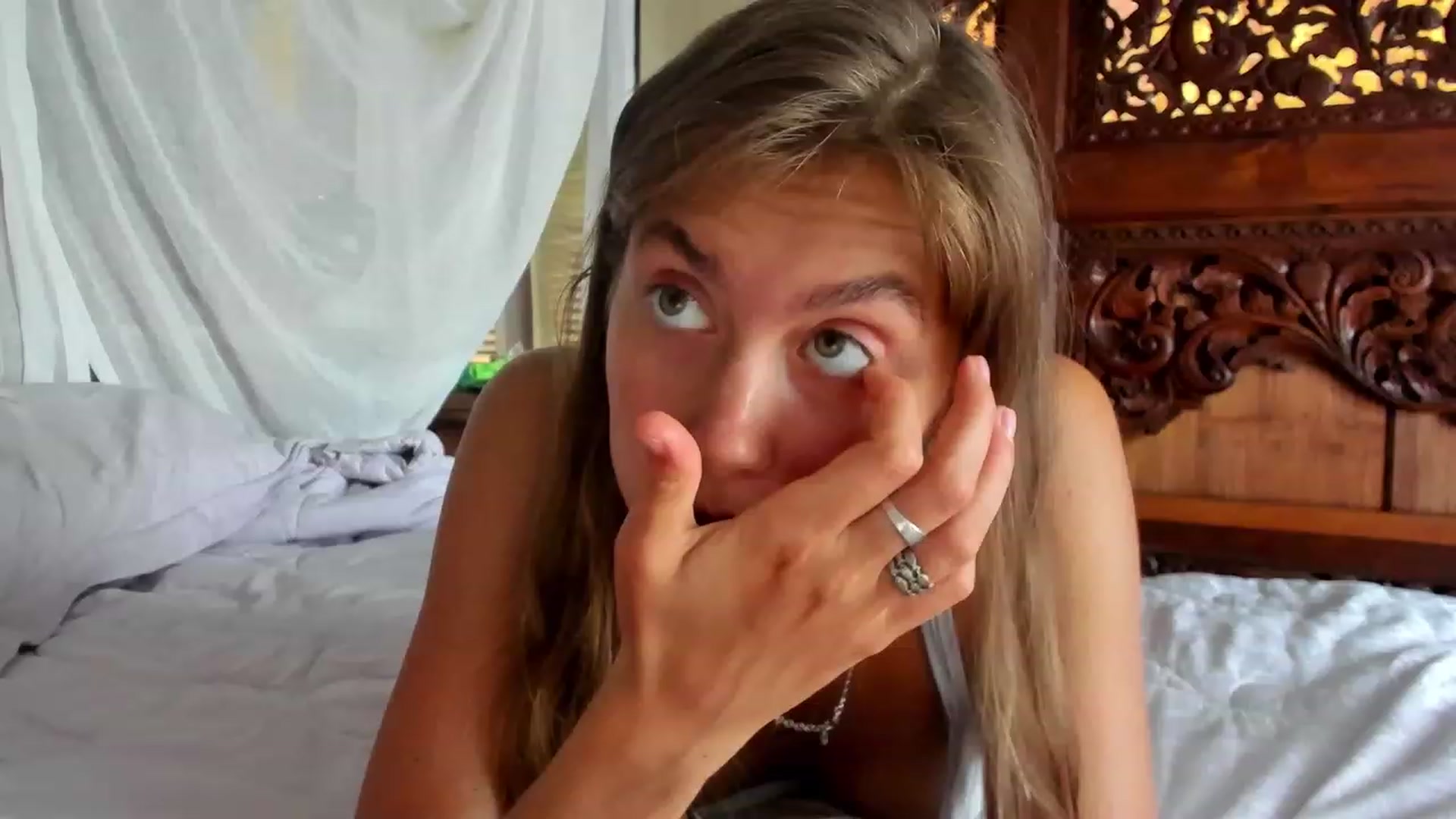 Gallery image thumbnail from HotUAJasNews's myfreecams stream on, 11/24/2022, 24:42 image 3 of 20