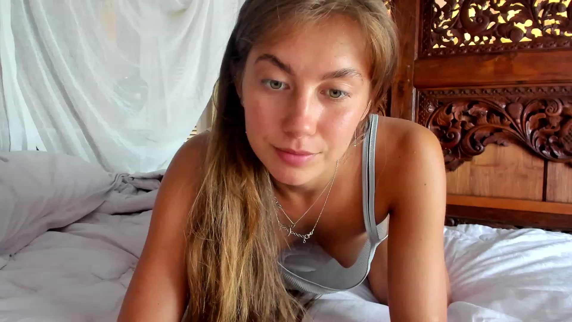 Gallery image thumbnail from HotUAJasNews's myfreecams stream on, 11/24/2022, 24:42 image 15 of 20