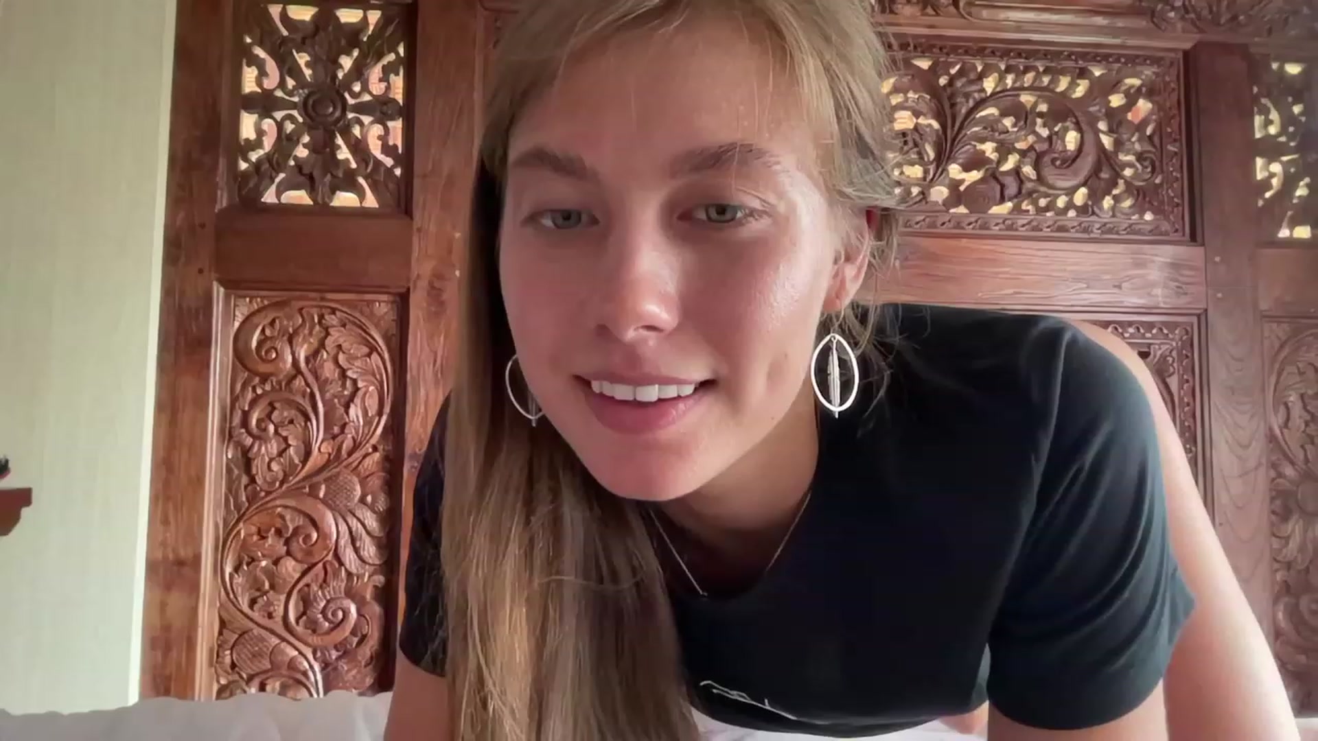 Gallery image thumbnail from HotUAJasNews's myfreecams stream on, 12/06/2022, 06:26 image 2 of 20