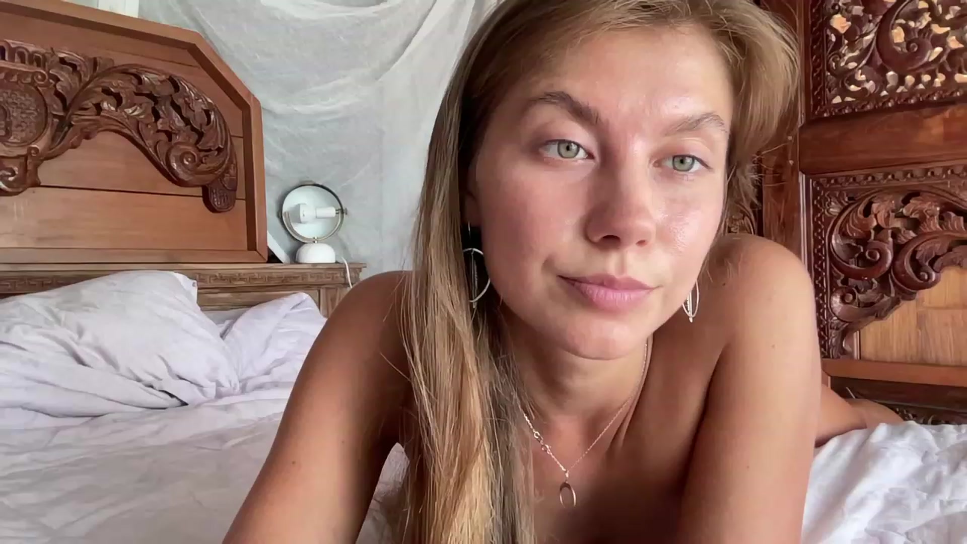 Gallery image thumbnail from HotUAJasNews's myfreecams stream on, 12/06/2022, 07:33 image 3 of 20