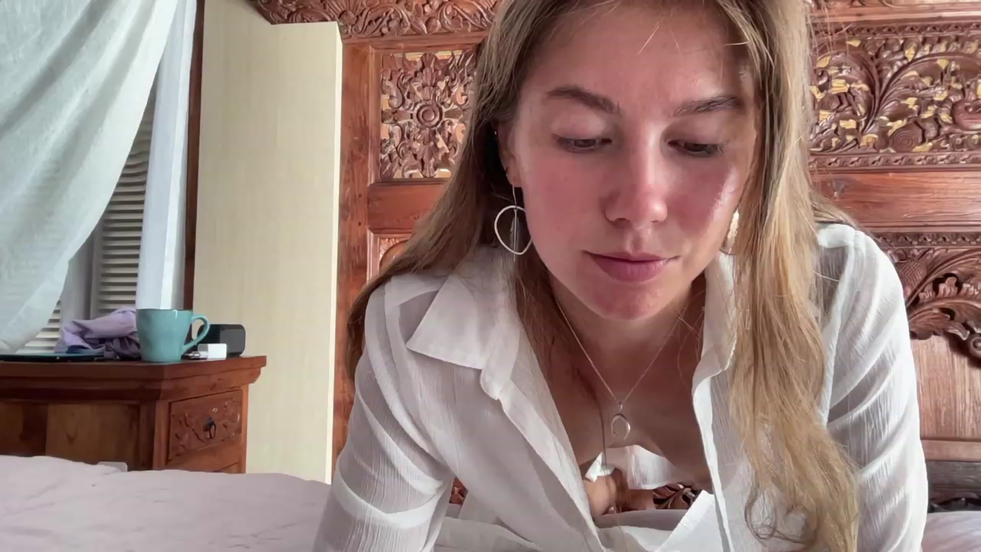 Gallery image thumbnail from HotUAJasNews's myfreecams stream on, 12/08/2022, 08:02 image 2 of 20
