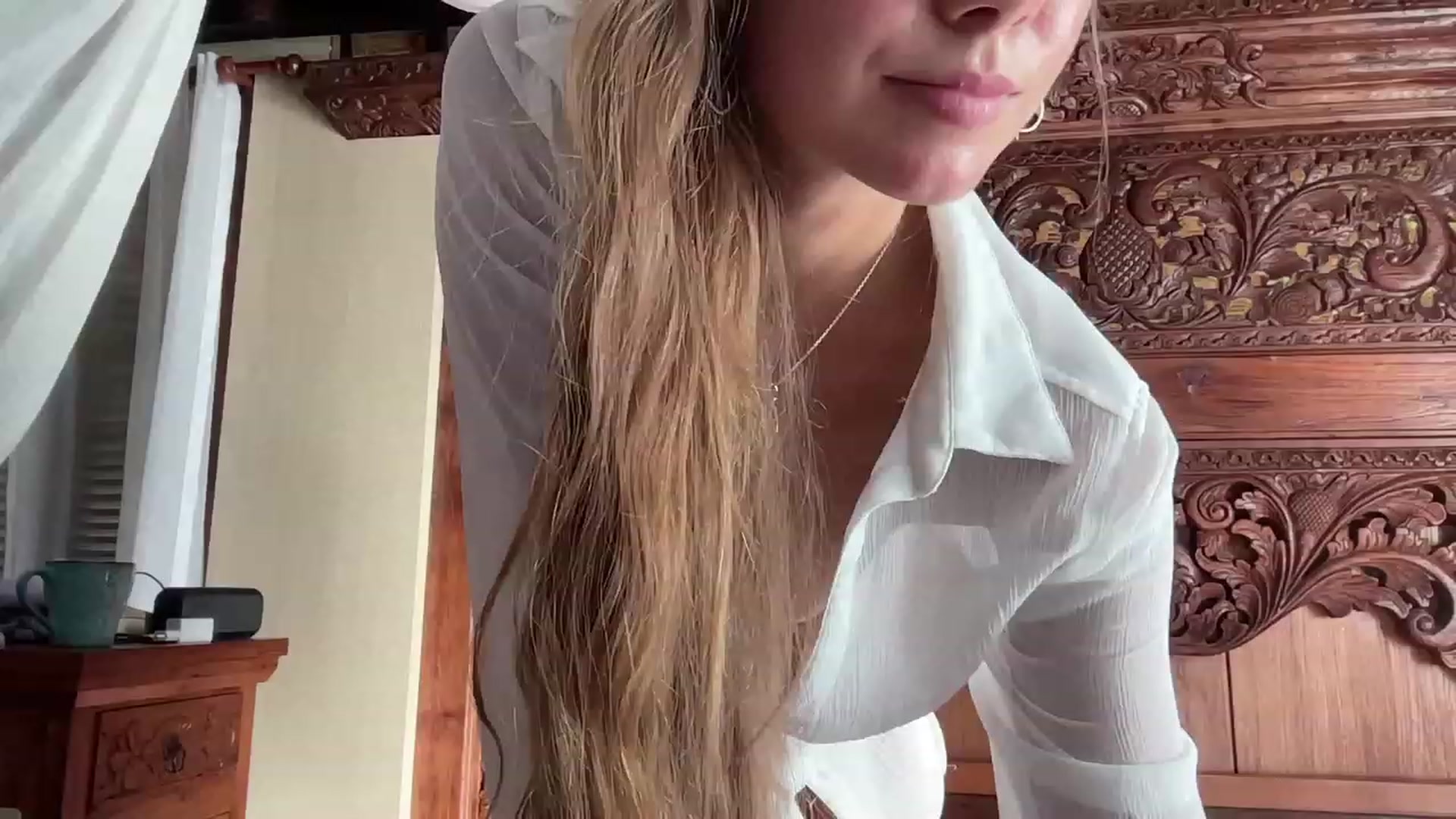 Gallery image thumbnail from HotUAJasNews's myfreecams stream on, 12/08/2022, 08:59 image 17 of 20