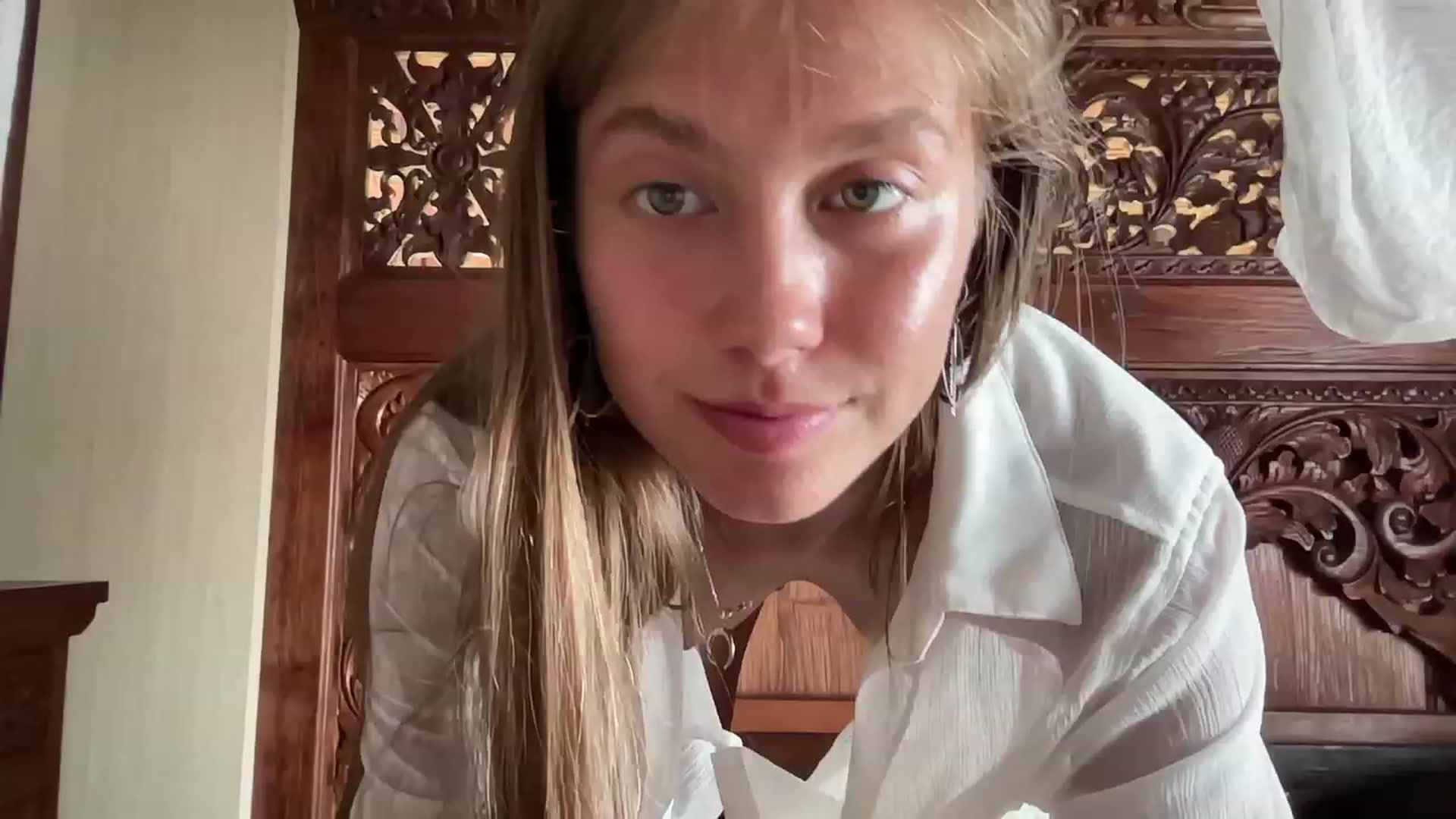 Gallery image thumbnail from HotUAJasNews's myfreecams stream on, 12/12/2022, 07:01 image 8 of 20