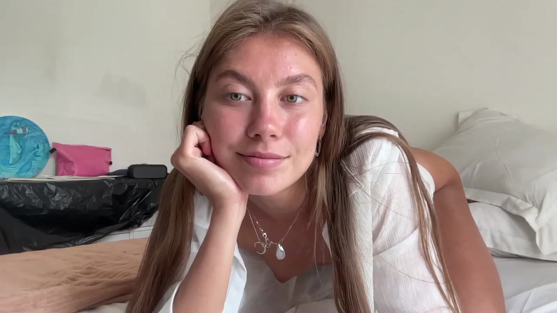 Gallery image thumbnail from HotUAJasNews's myfreecams stream on, 12/30/2022, 02:13 image 19 of 20