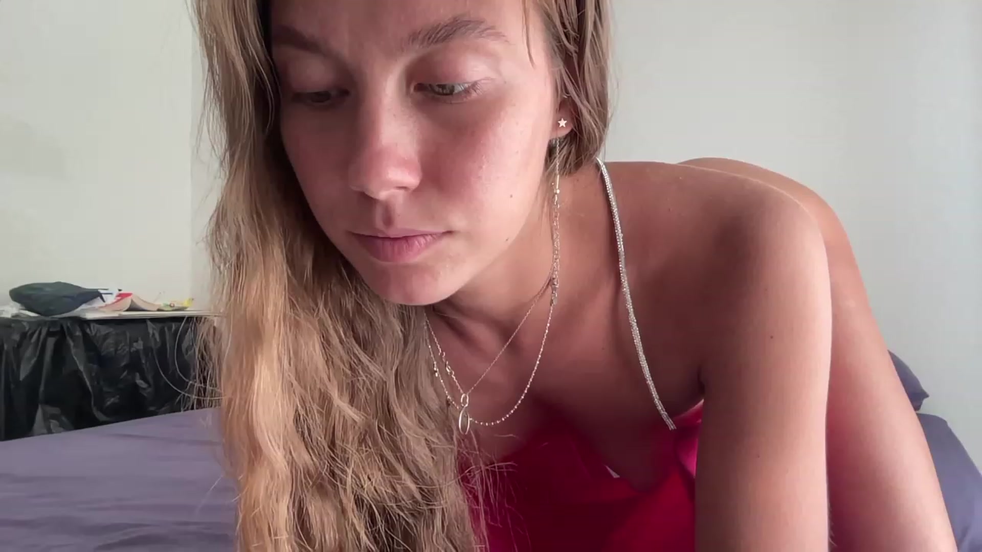 Gallery image thumbnail from HotUAJasNews's myfreecams stream on, 01/03/2023, 06:19 image 18 of 20
