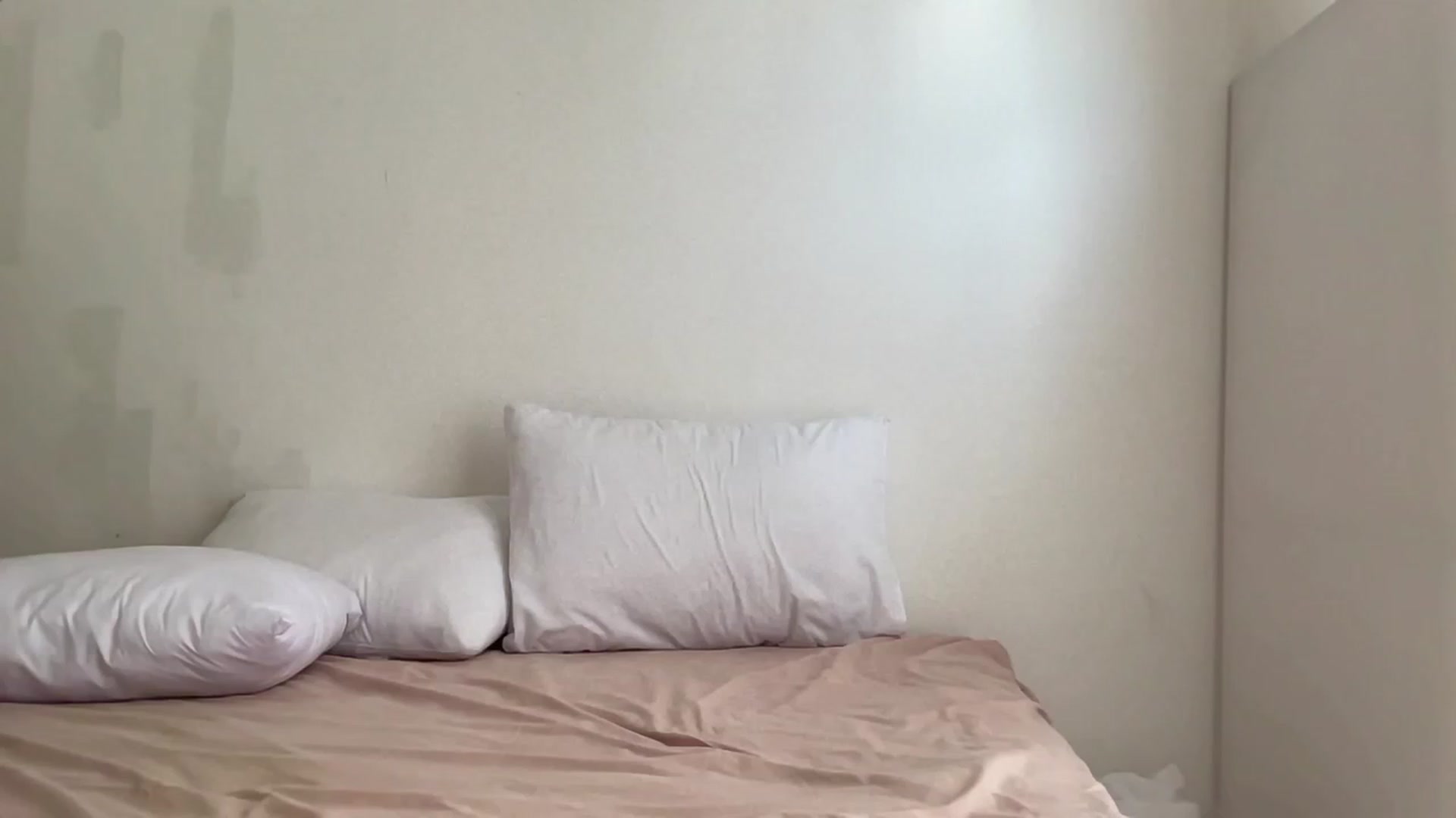 Gallery image thumbnail from HotUAJasNews's myfreecams stream on, 01/09/2023, 02:02 image 19 of 20