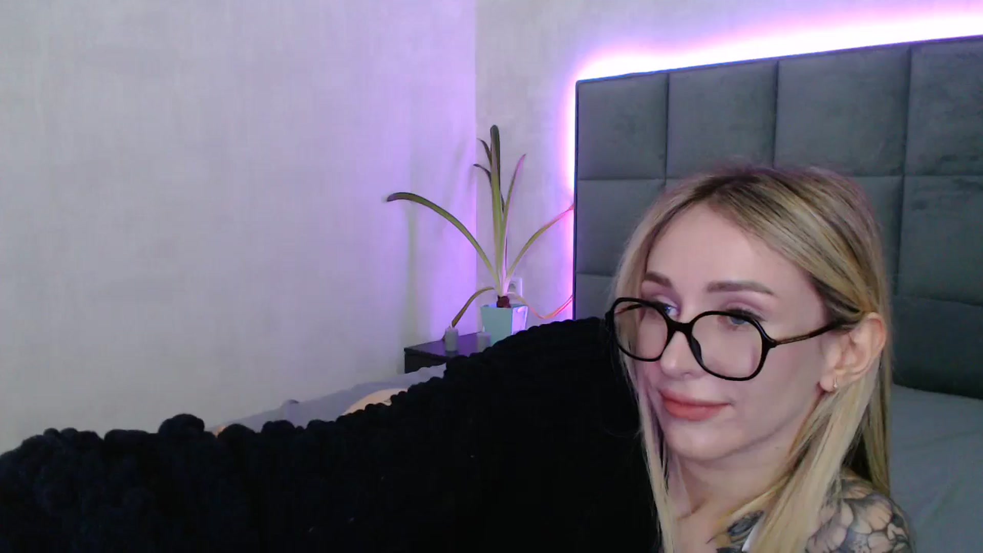 Gallery image thumbnail from Hot_ALISA's myfreecams stream on, 05/03/2026, 08:58 image 7 of 20