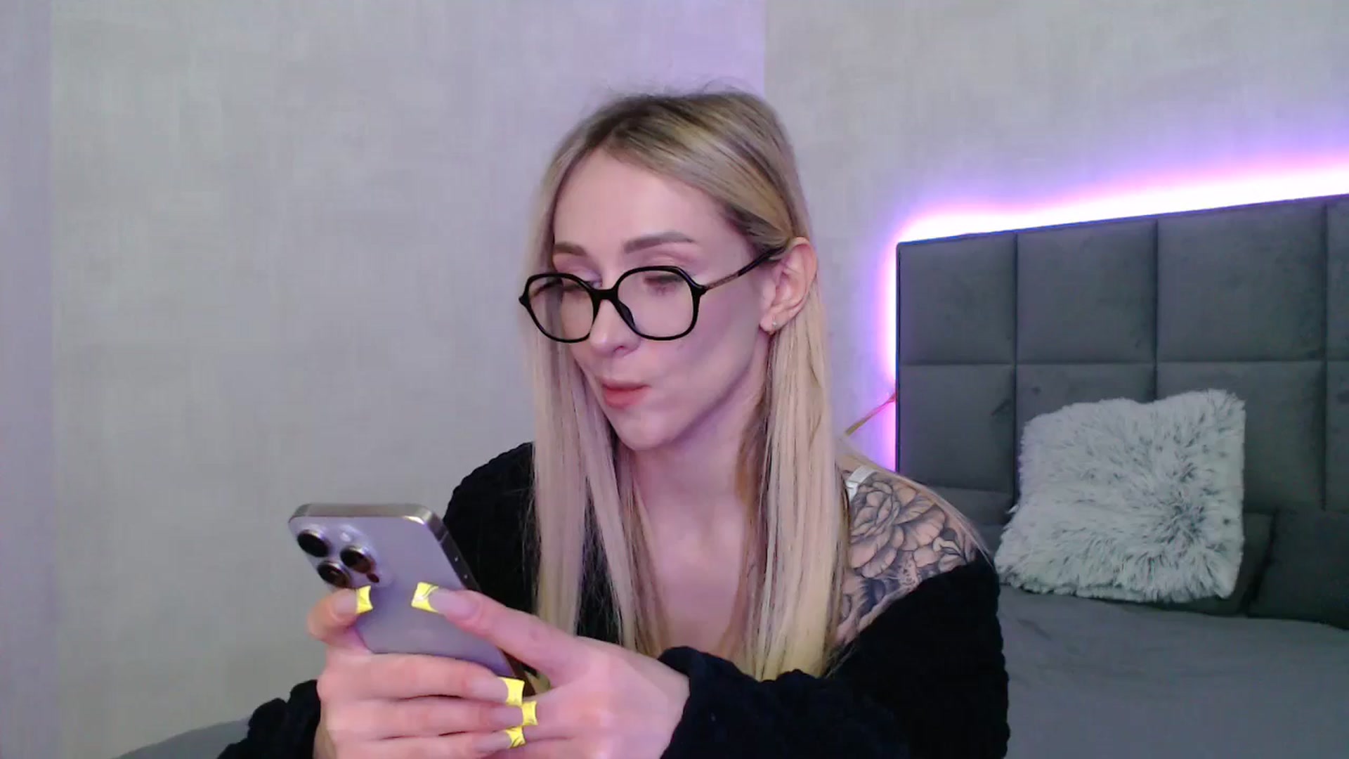 Gallery image thumbnail from Hot_ALISA's myfreecams stream on, 05/03/2026, 08:58 image 2 of 20